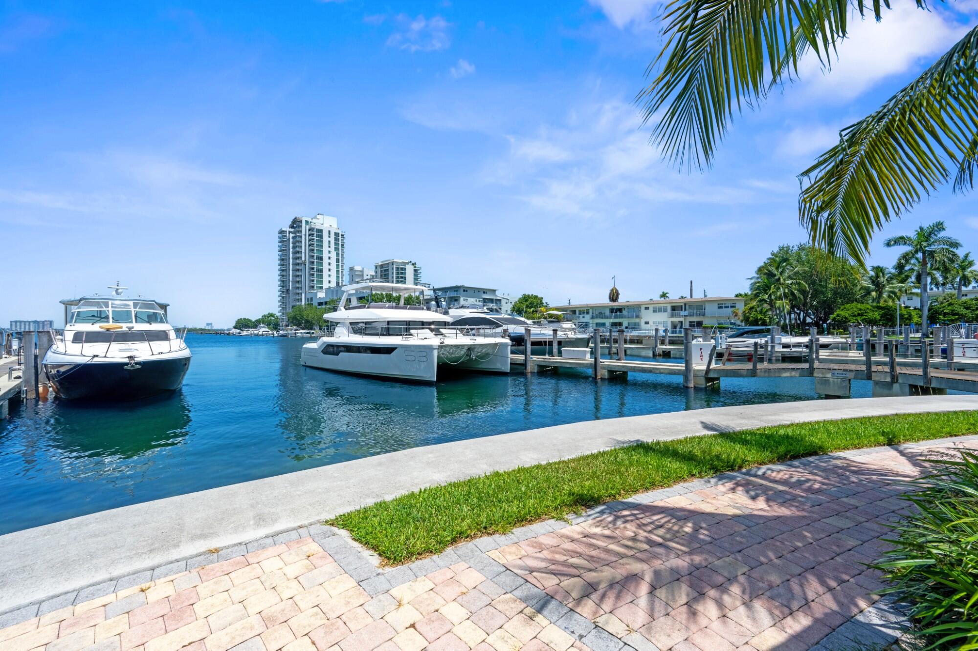 7900 HARBOR ISLAND #1517, North Bay Village FL 33141