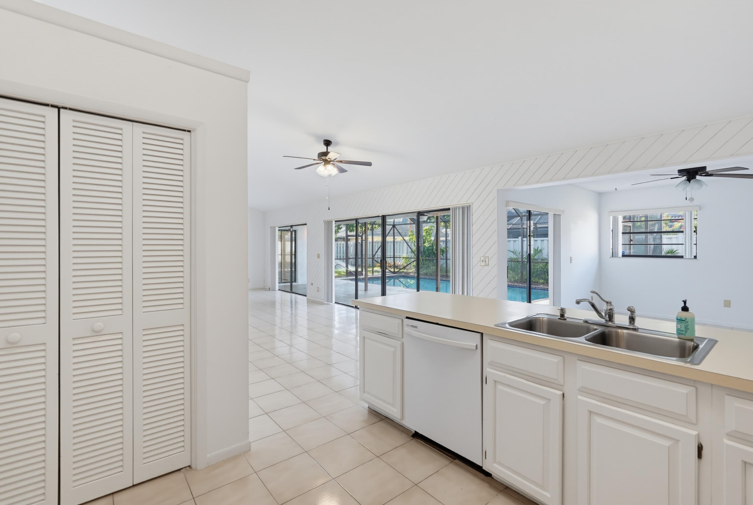 6846 BIANCHINI, Boca Raton FL 33433