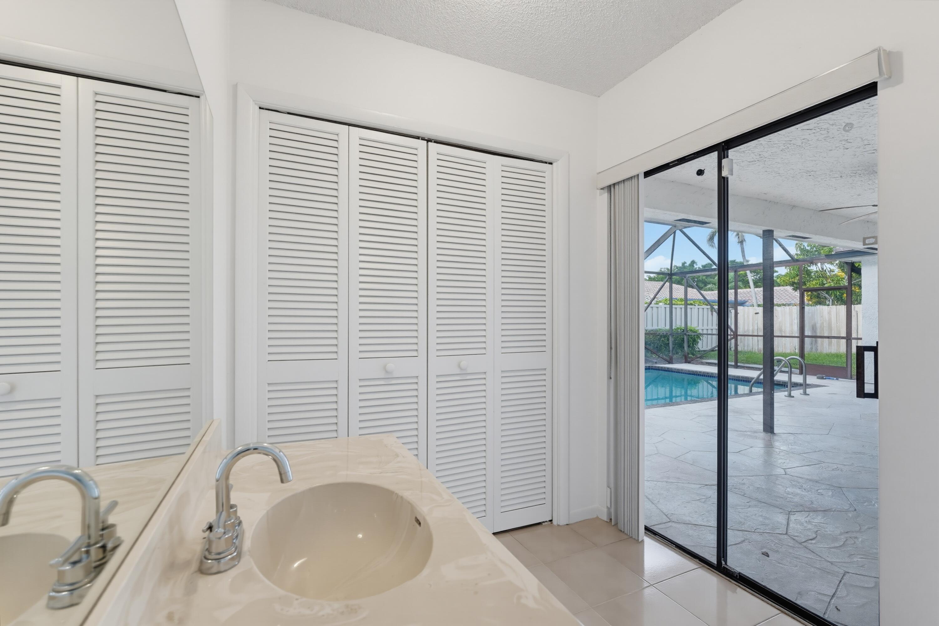 6846 BIANCHINI, Boca Raton FL 33433