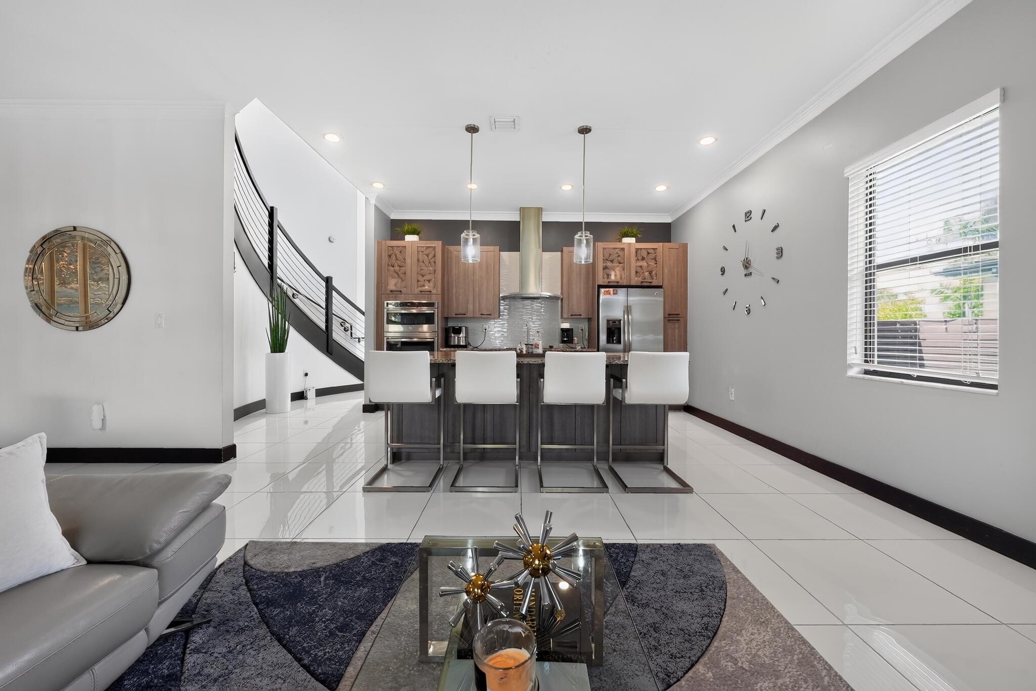 9023 NW 161ST, Miami Lakes FL 33018