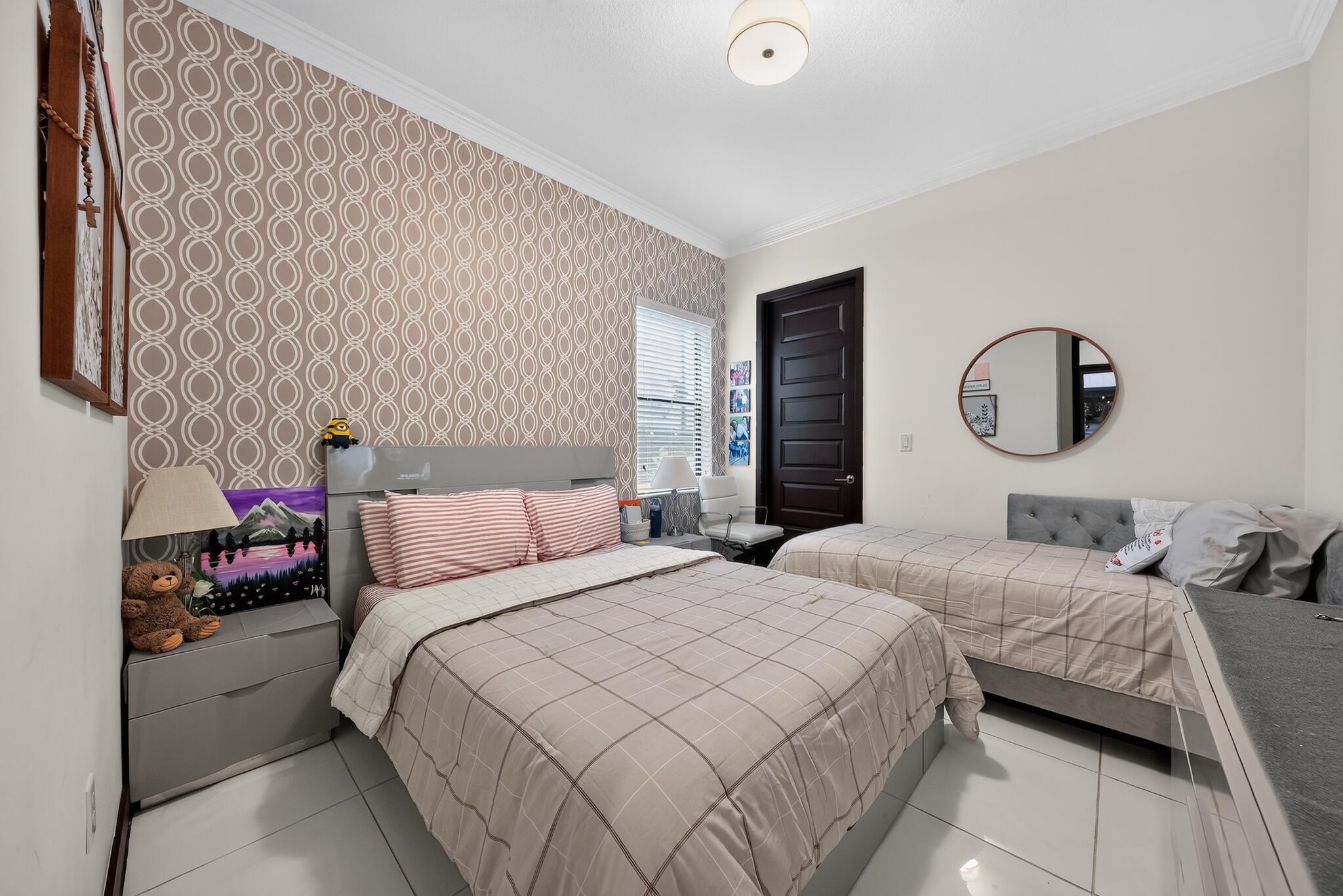 9023 NW 161ST, Miami Lakes FL 33018