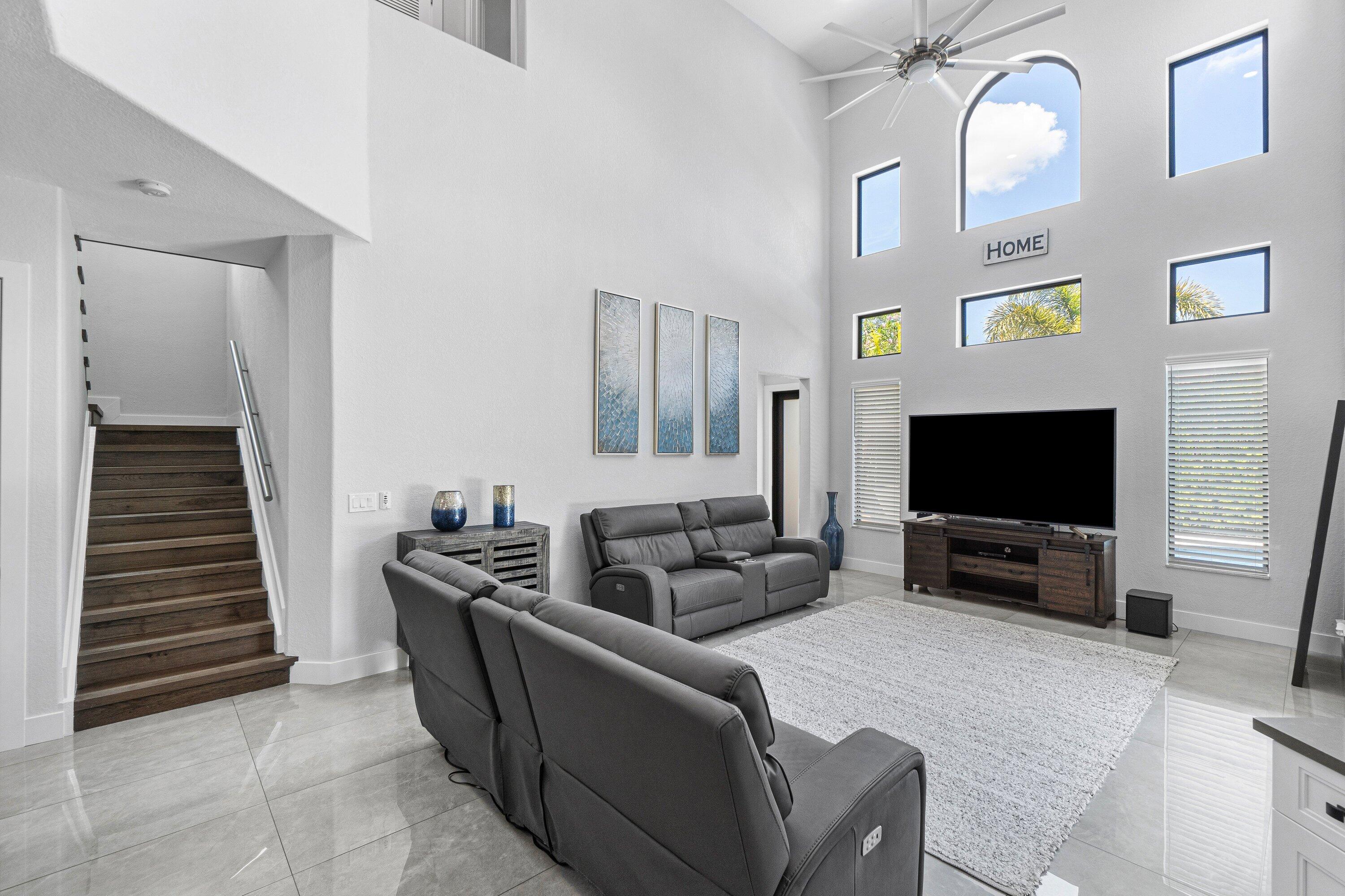 735 NW 124TH, Coral Springs FL 33071