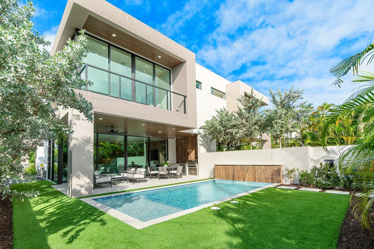130 NE Wavecrest, Boca Raton FL 33432