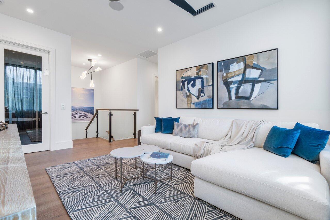 130 NE Wavecrest, Boca Raton FL 33432
