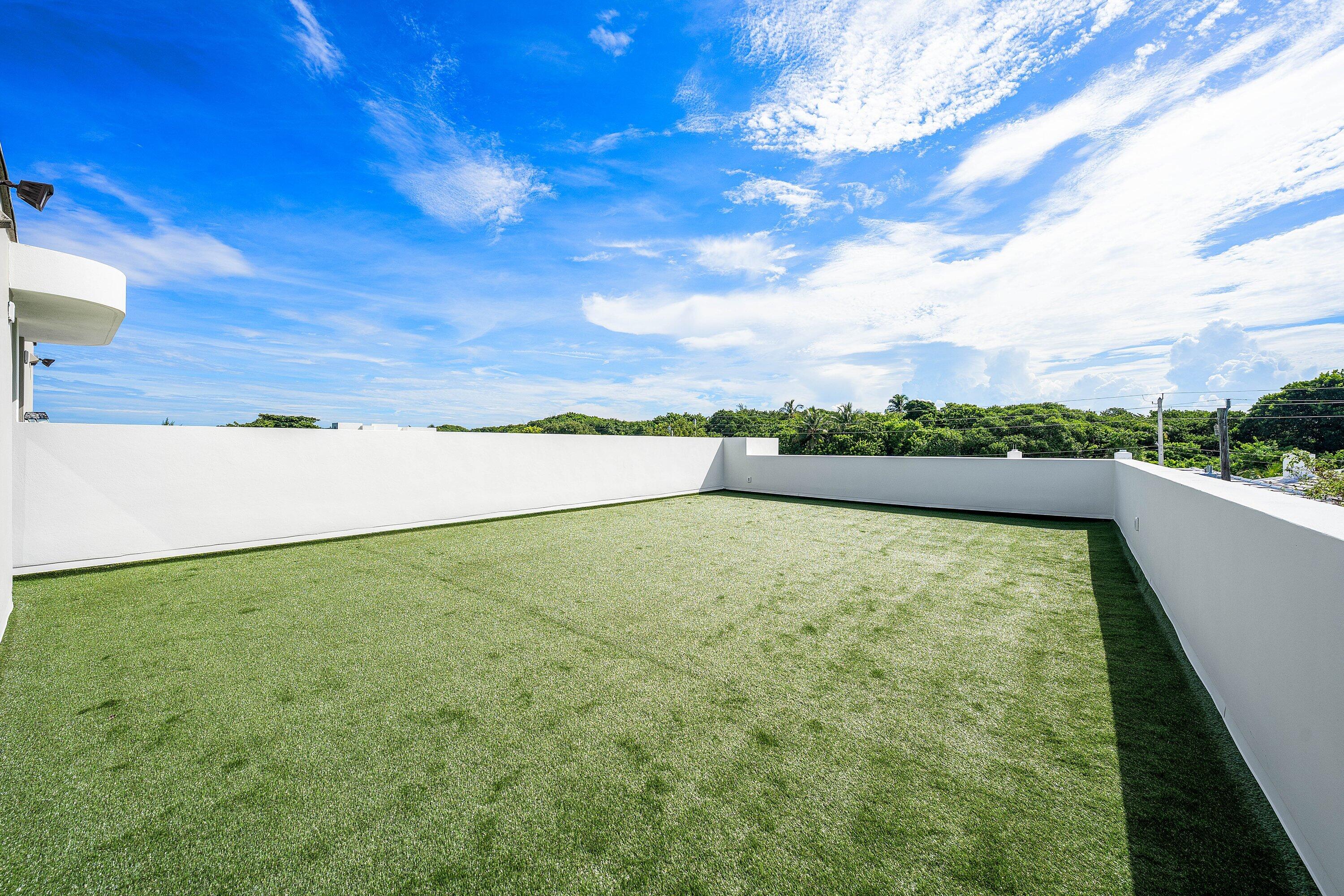 130 NE Wavecrest, Boca Raton FL 33432