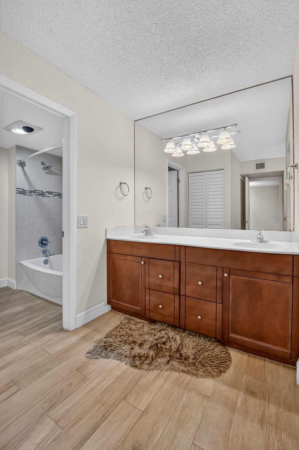 21211 Lago #C, Boca Raton FL 33433