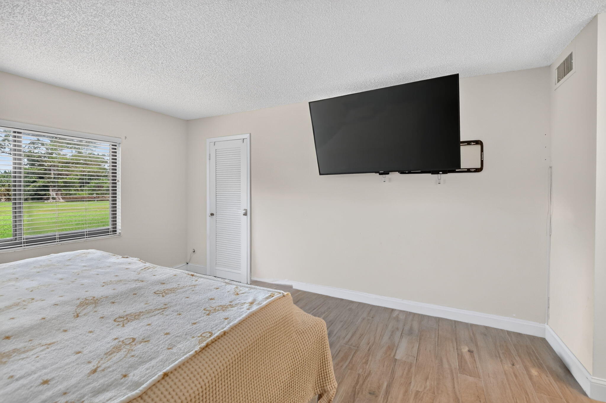 21211 Lago #C, Boca Raton FL 33433