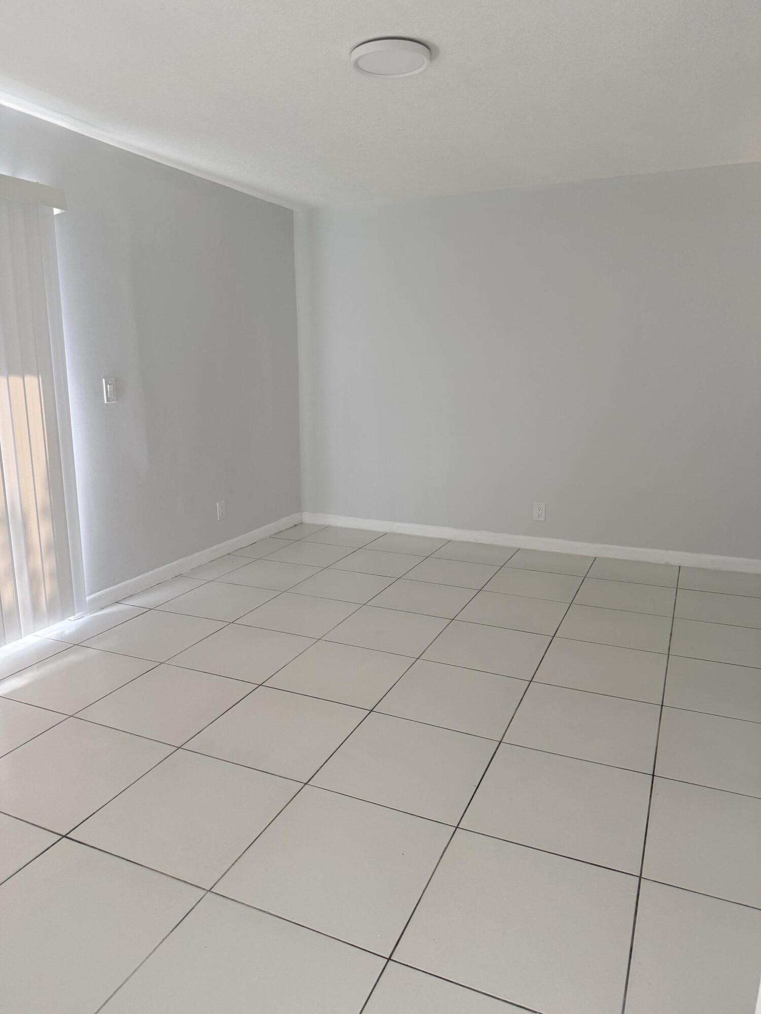 3830 DAVIS, Palm Springs FL 33461