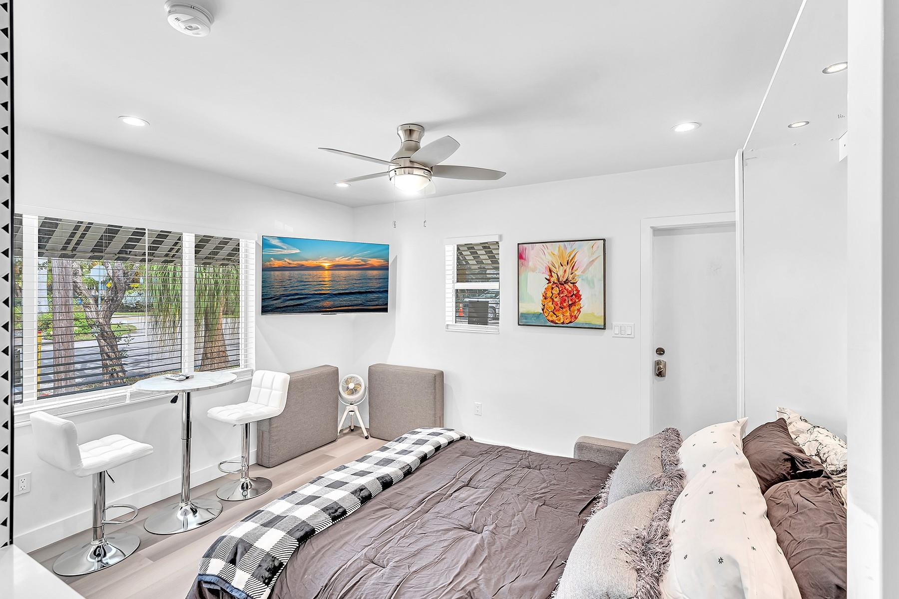 649 NE 16th, Fort Lauderdale FL 33304