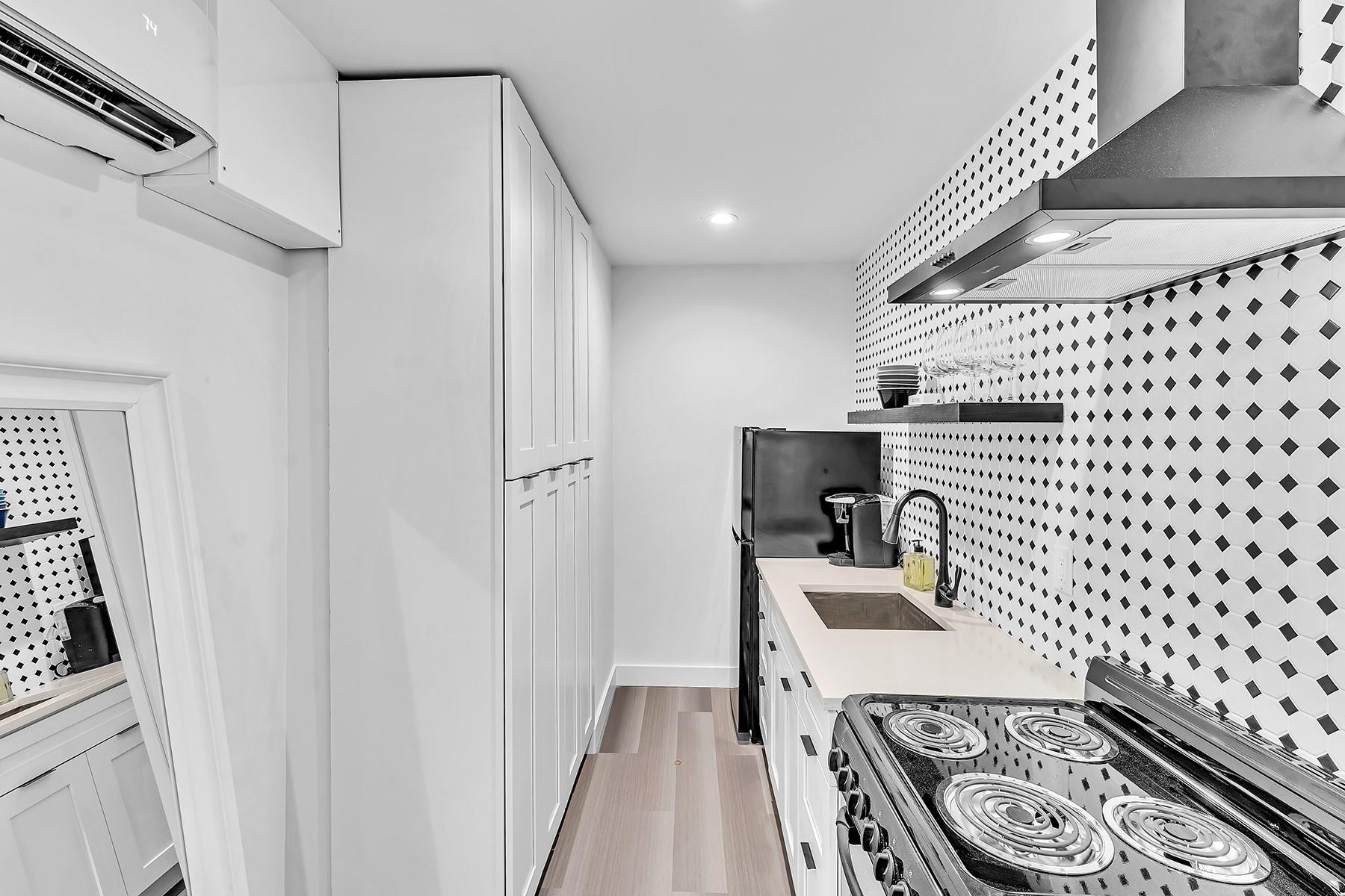 649 NE 16th, Fort Lauderdale FL 33304