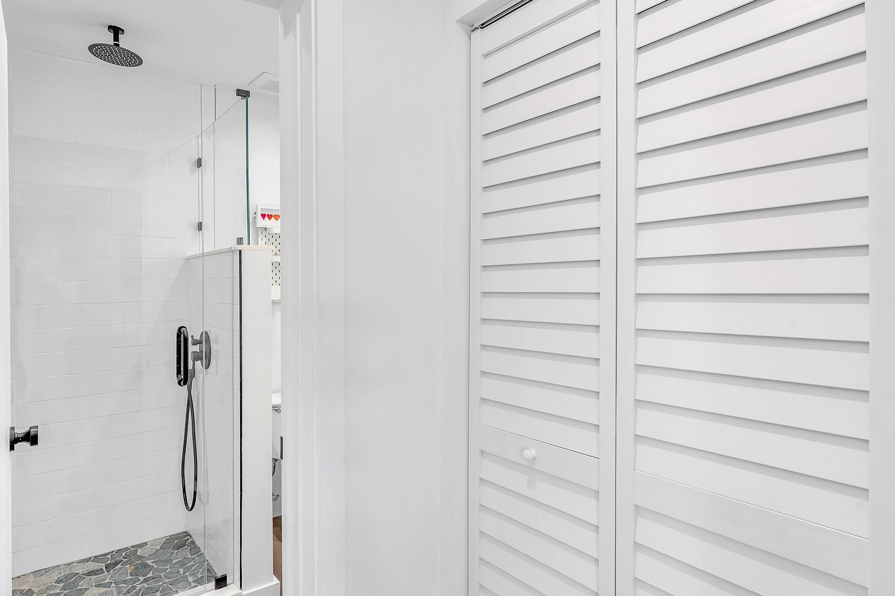 649 NE 16th, Fort Lauderdale FL 33304
