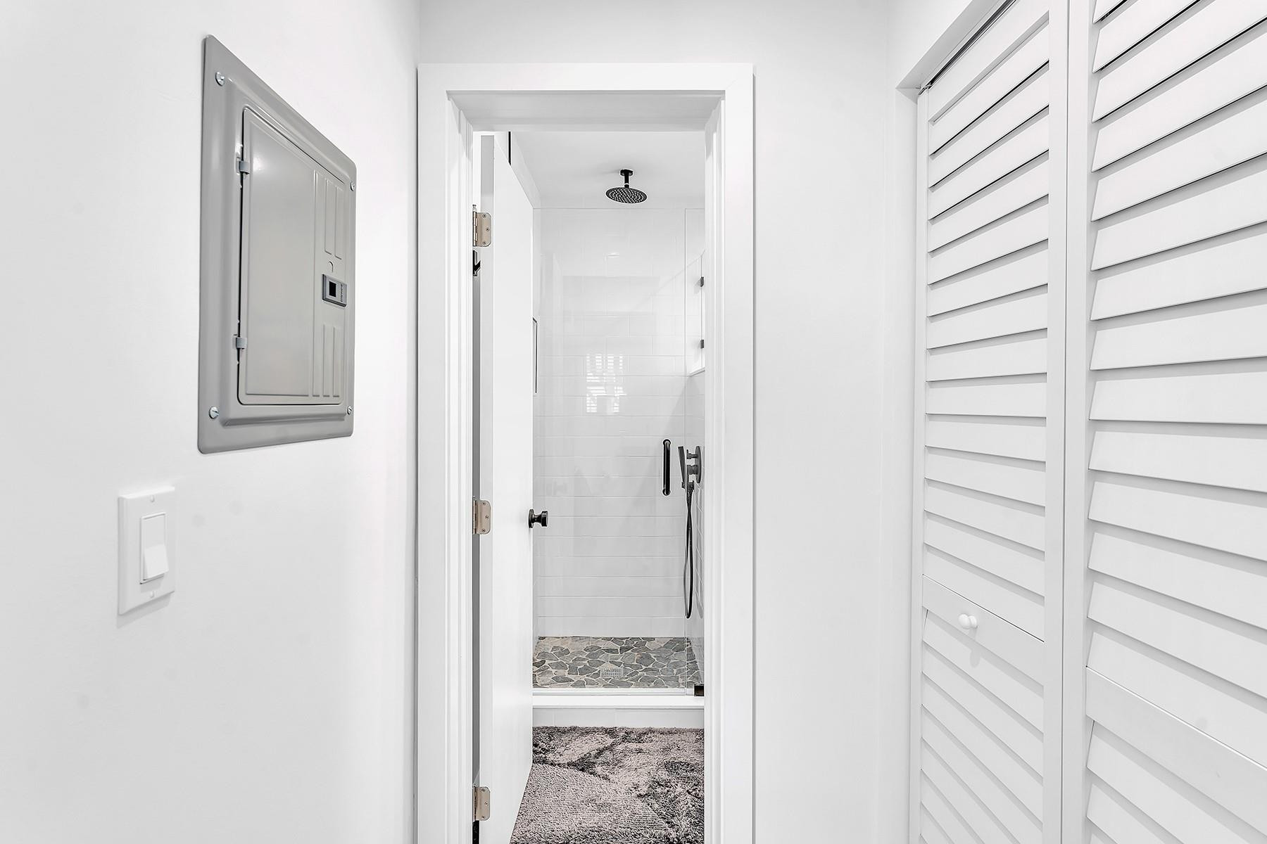 649 NE 16th, Fort Lauderdale FL 33304