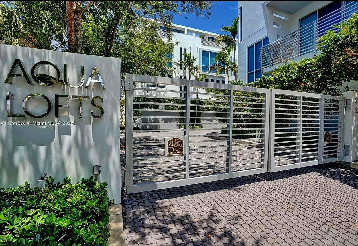 2743 NE 1ST, Pompano Beach FL 33062