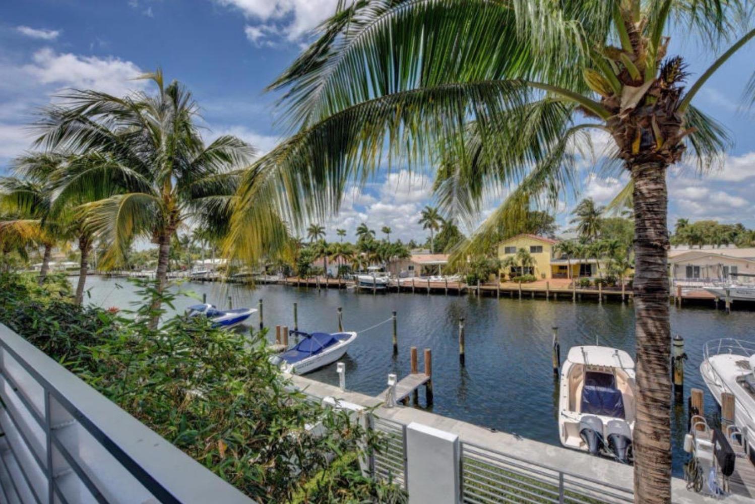 2743 NE 1ST, Pompano Beach FL 33062