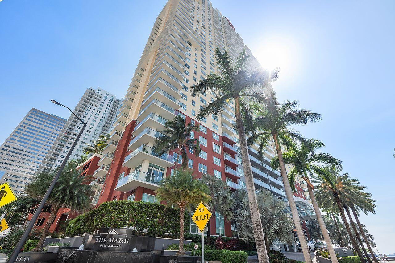1155 BRICKELL BAY #2802, Miami FL 33131