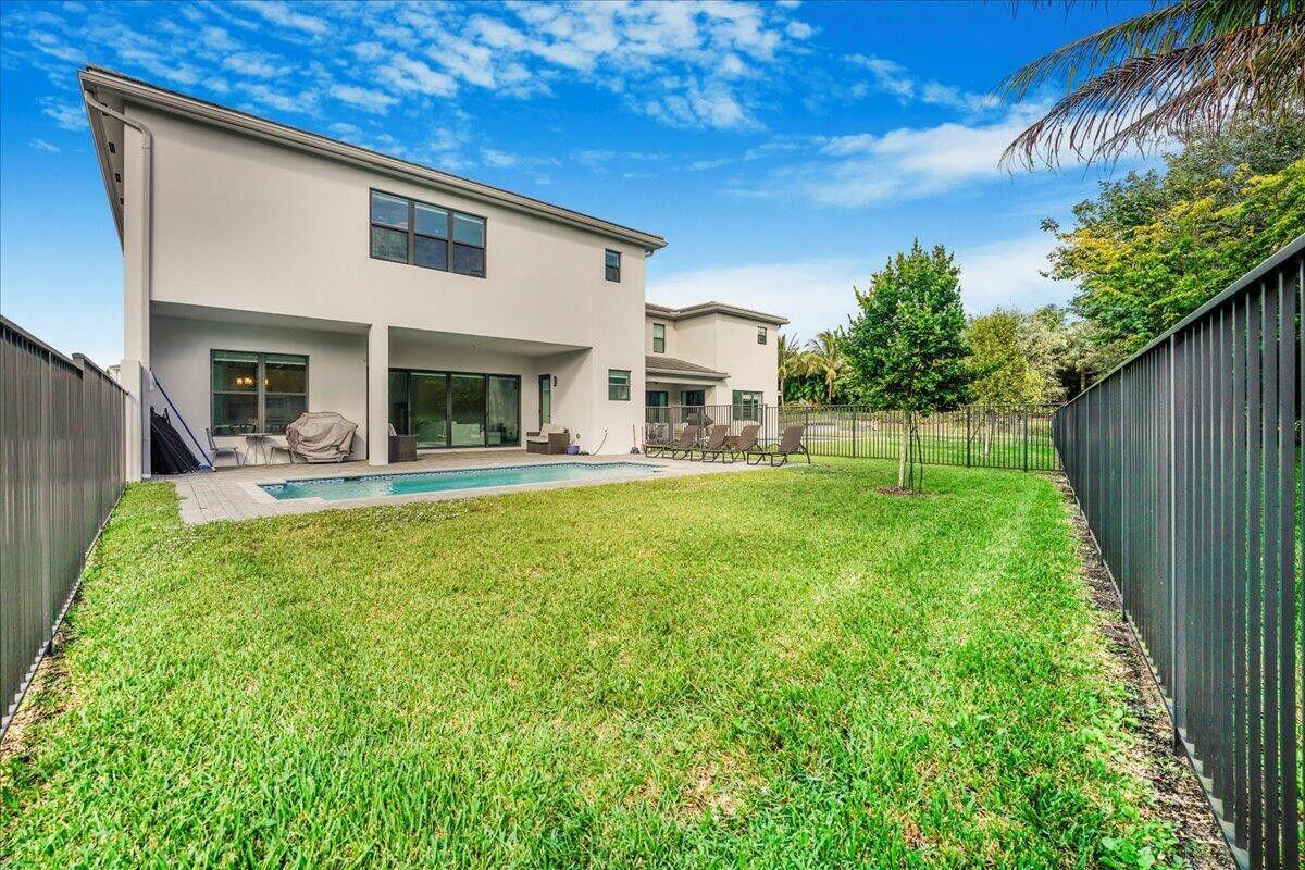 17496 Sparkling River, Boca Raton FL 33496