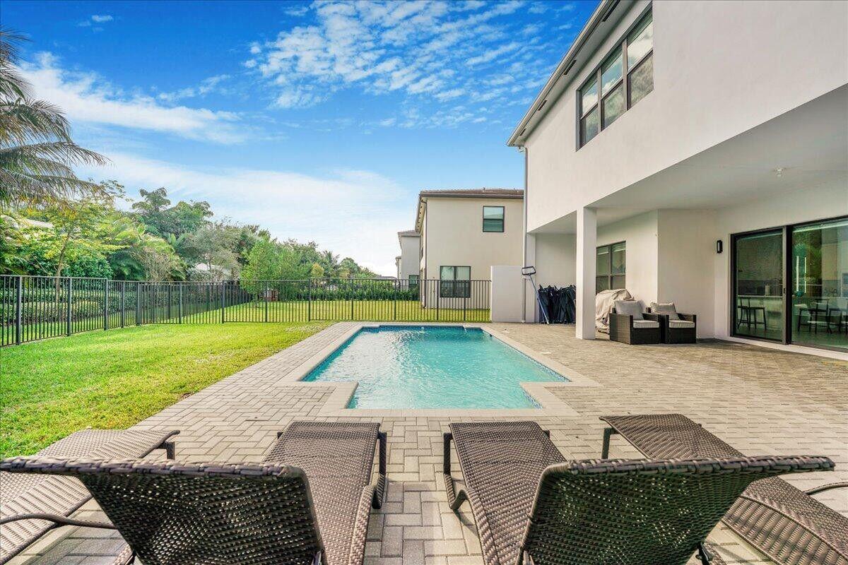 17496 Sparkling River, Boca Raton FL 33496