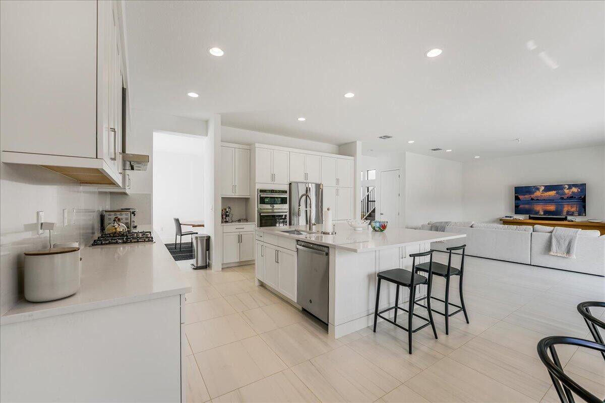 17496 Sparkling River, Boca Raton FL 33496