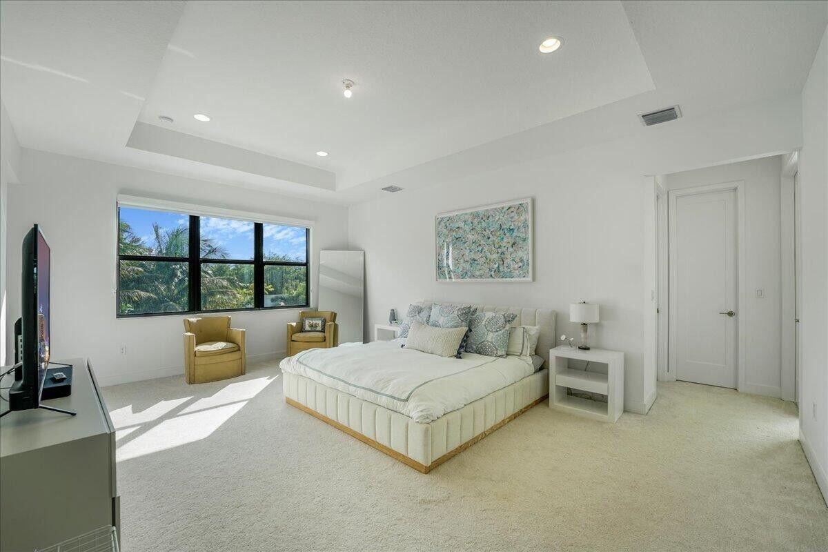 17496 Sparkling River, Boca Raton FL 33496