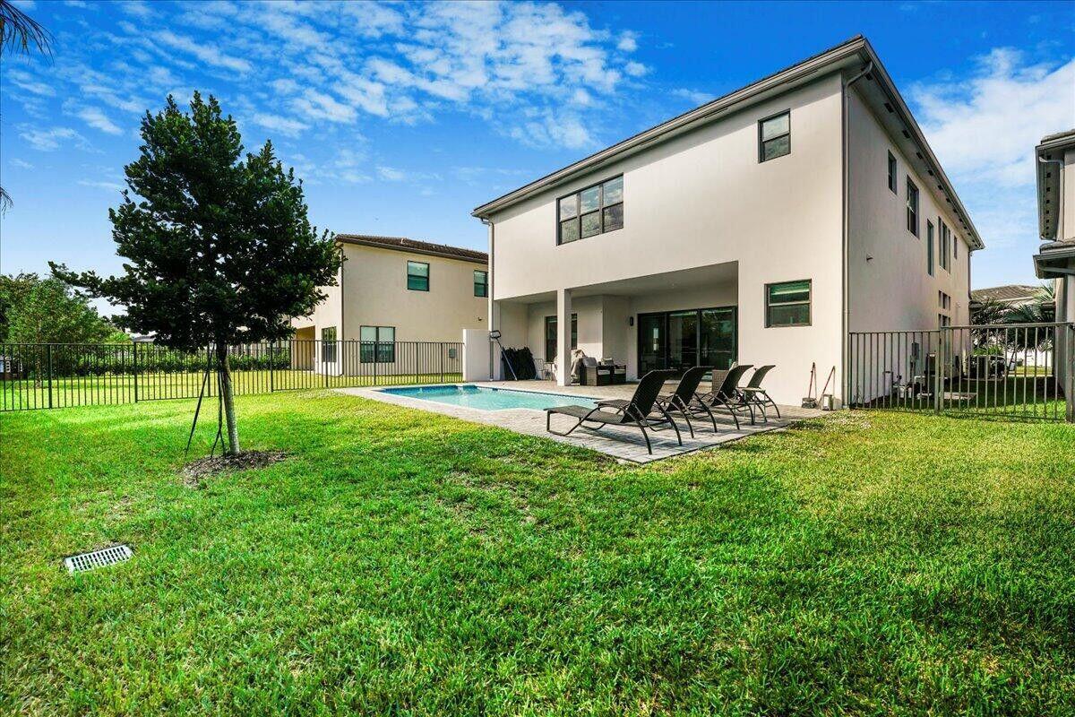 17496 Sparkling River, Boca Raton FL 33496