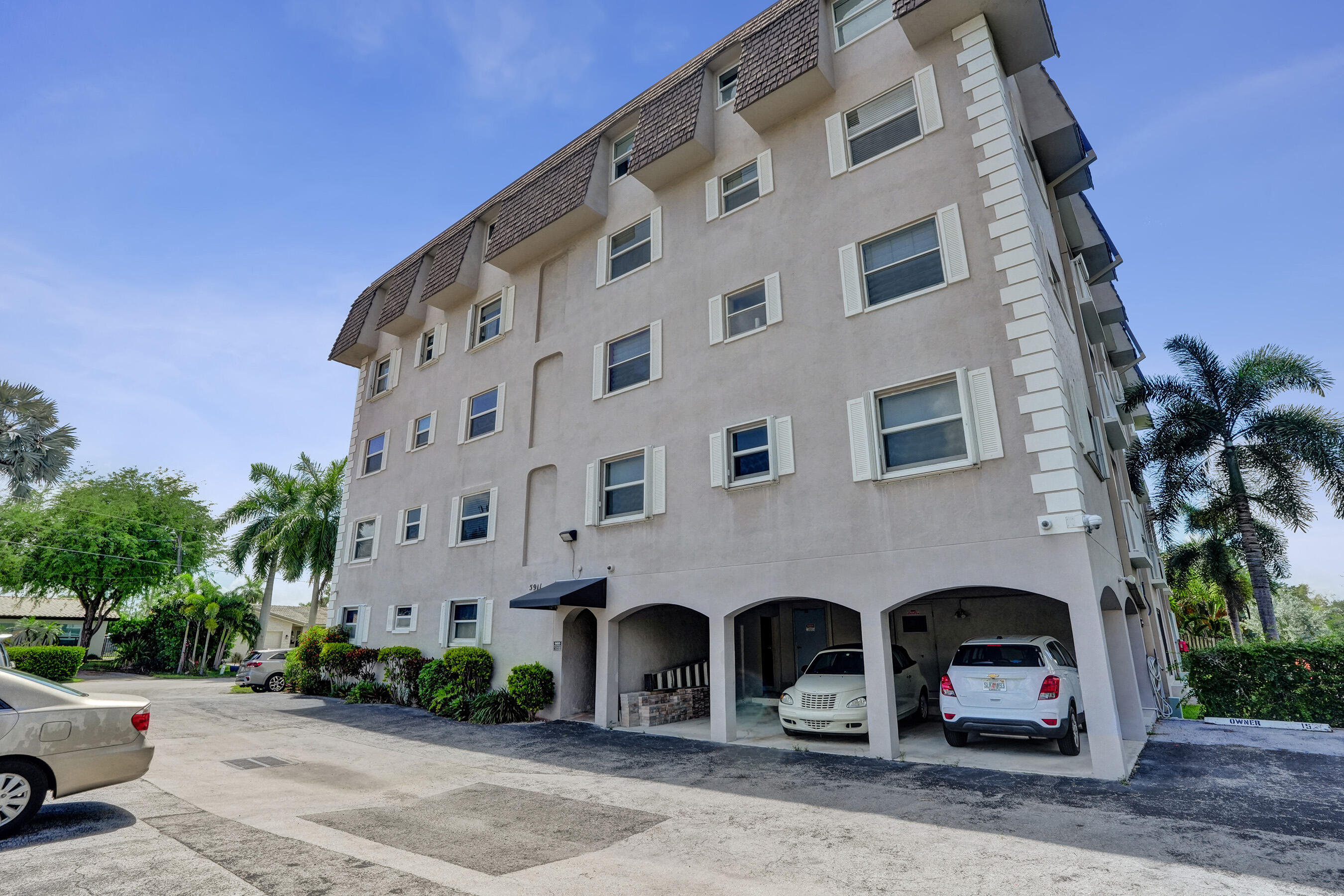 5911 NE 14TH #201S, Fort Lauderdale FL 33334