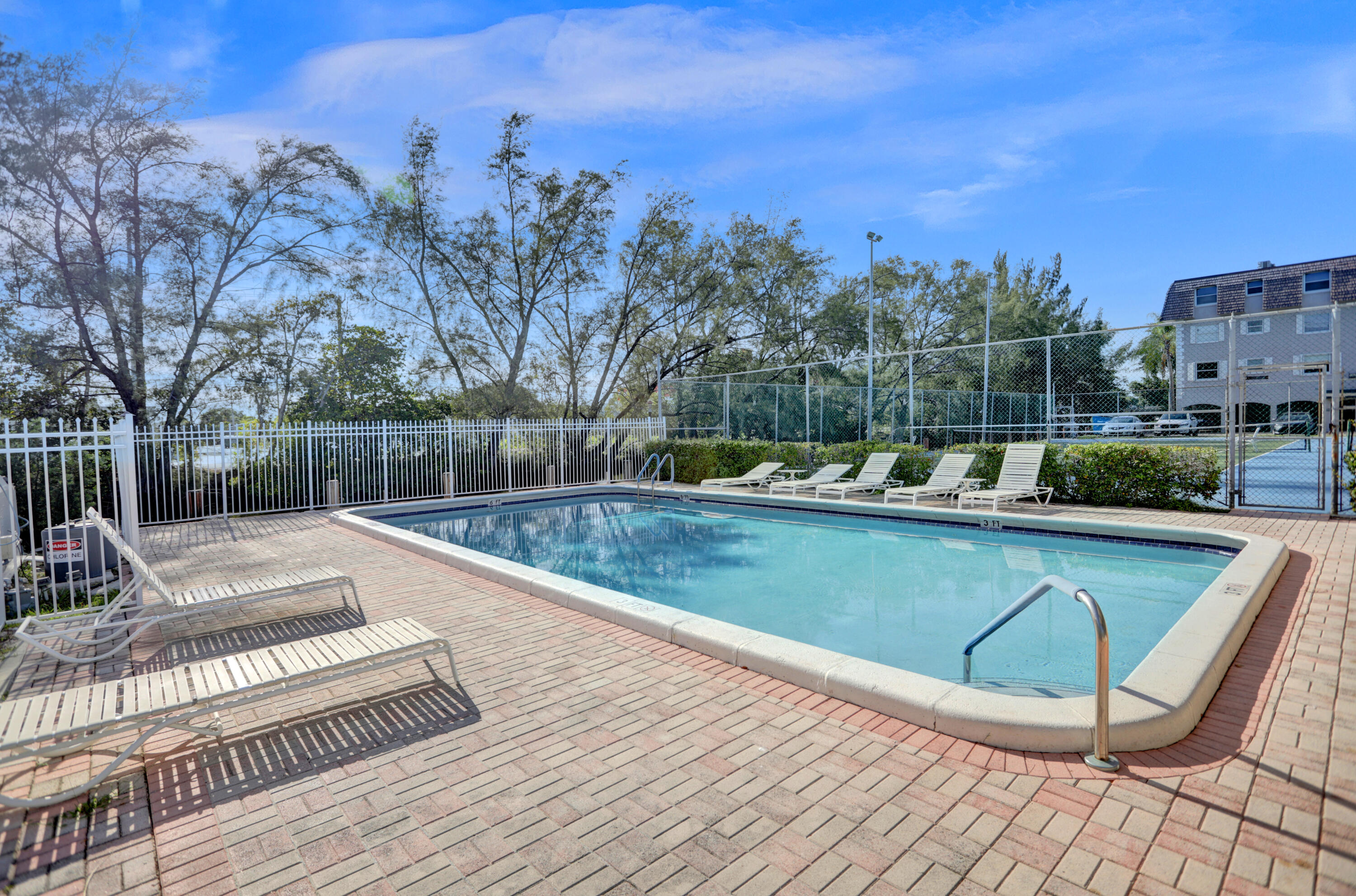 5911 NE 14TH #201S, Fort Lauderdale FL 33334