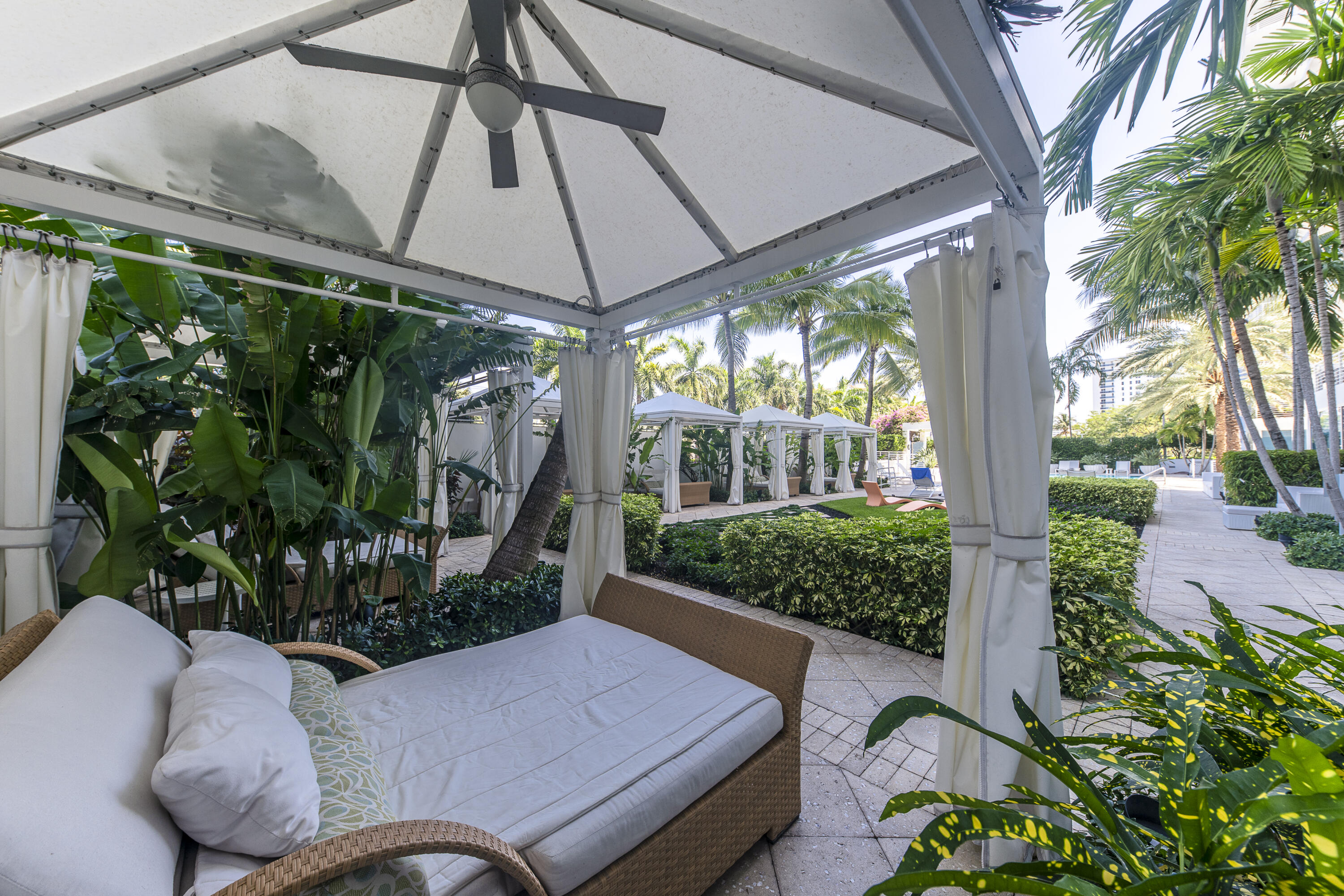 2821 N OCEAN #1102S, Fort Lauderdale FL 33308