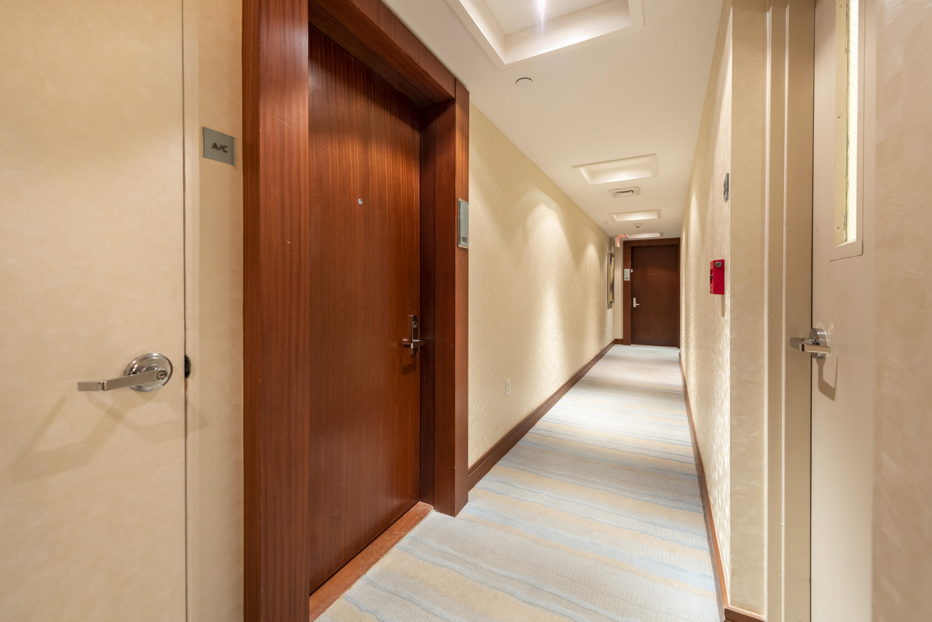 2821 N OCEAN #1102S, Fort Lauderdale FL 33308