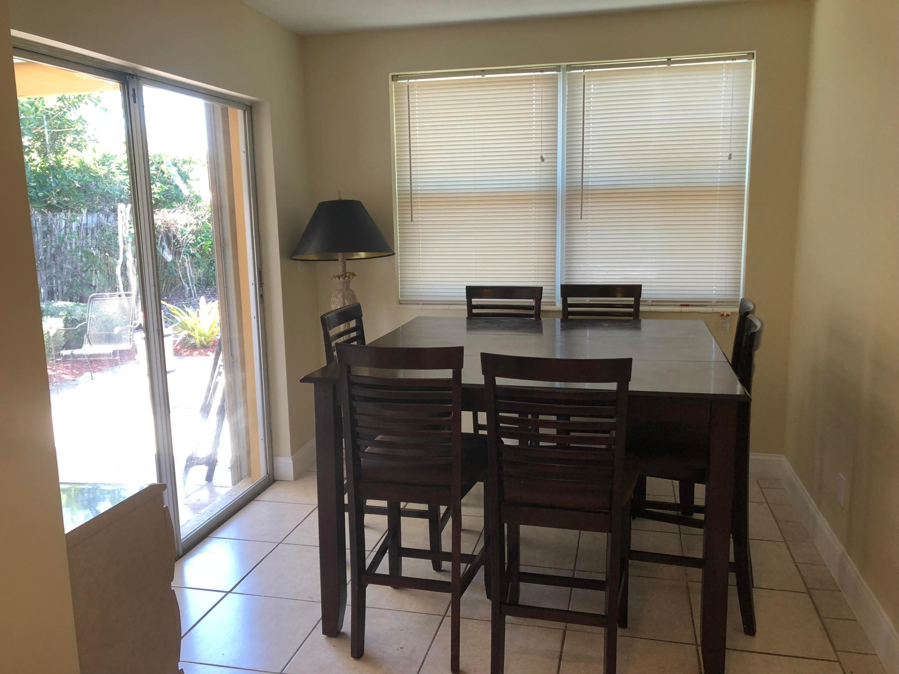 616 W BROWARD, Lantana FL 33462