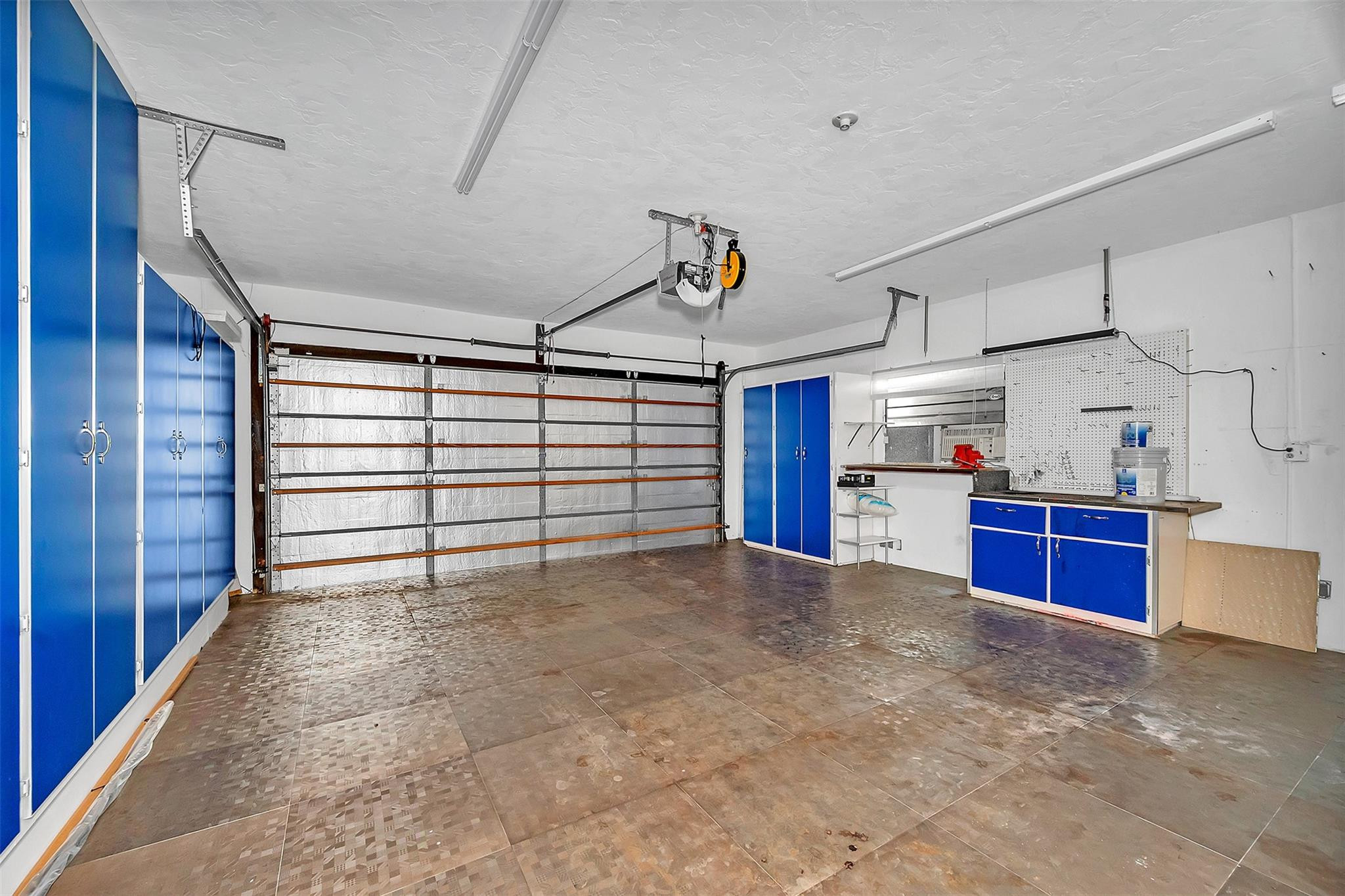 2427 Sea Island, Fort Lauderdale FL 33301