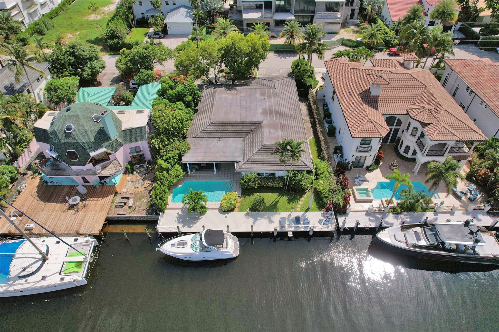 2427 Sea Island, Fort Lauderdale FL 33301