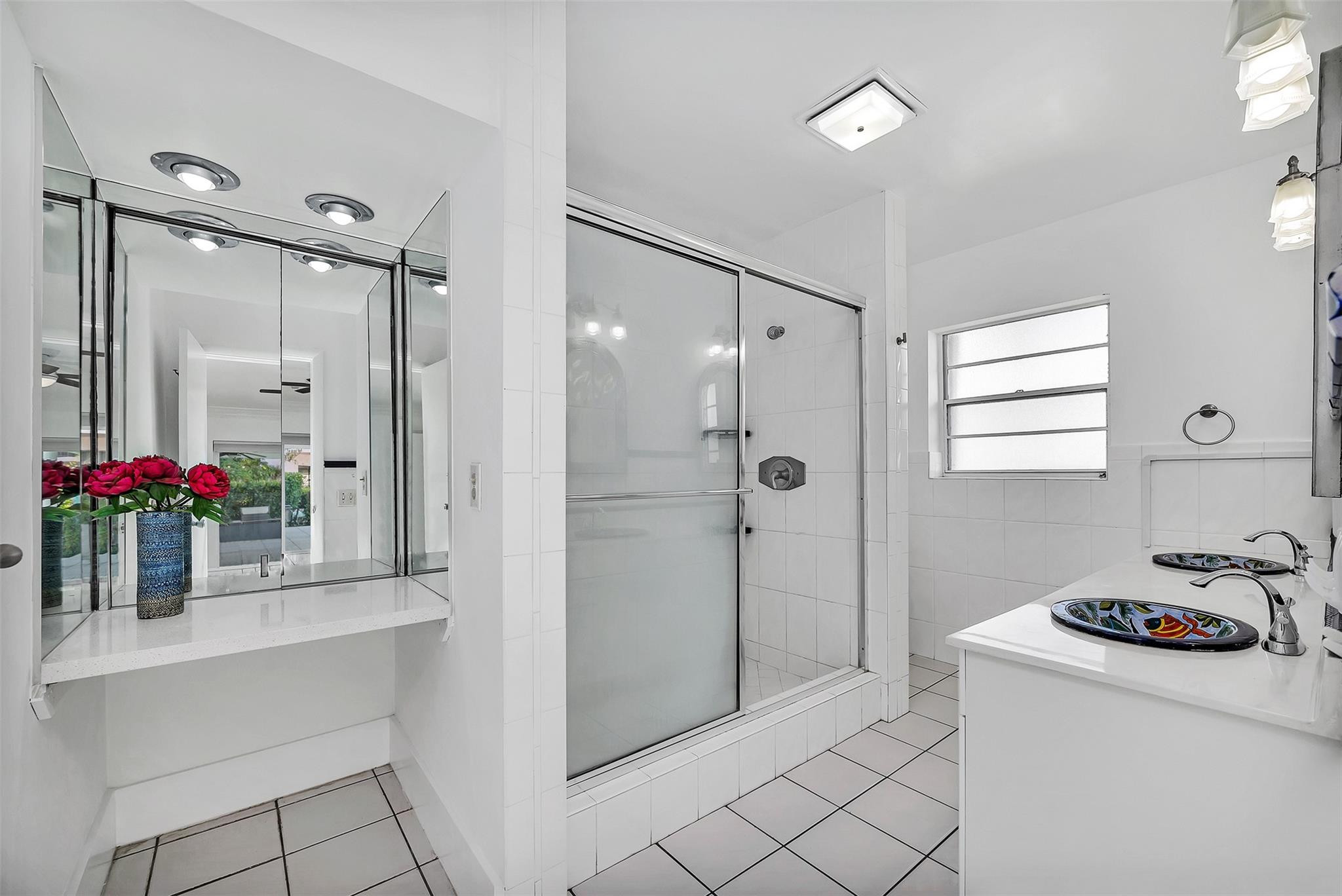 2427 Sea Island, Fort Lauderdale FL 33301