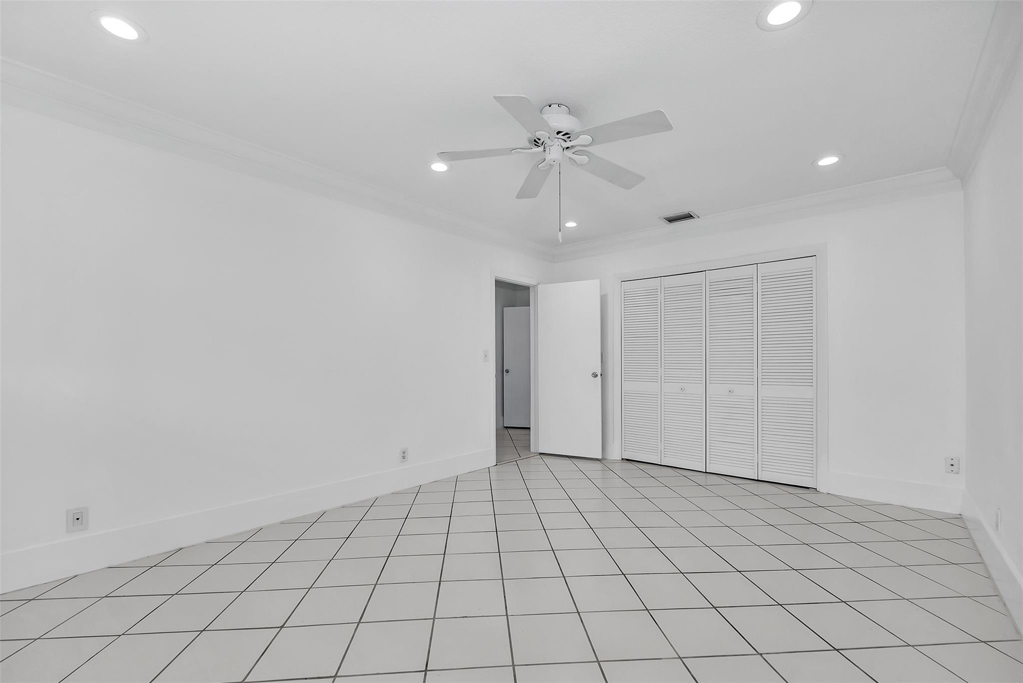 2427 Sea Island, Fort Lauderdale FL 33301