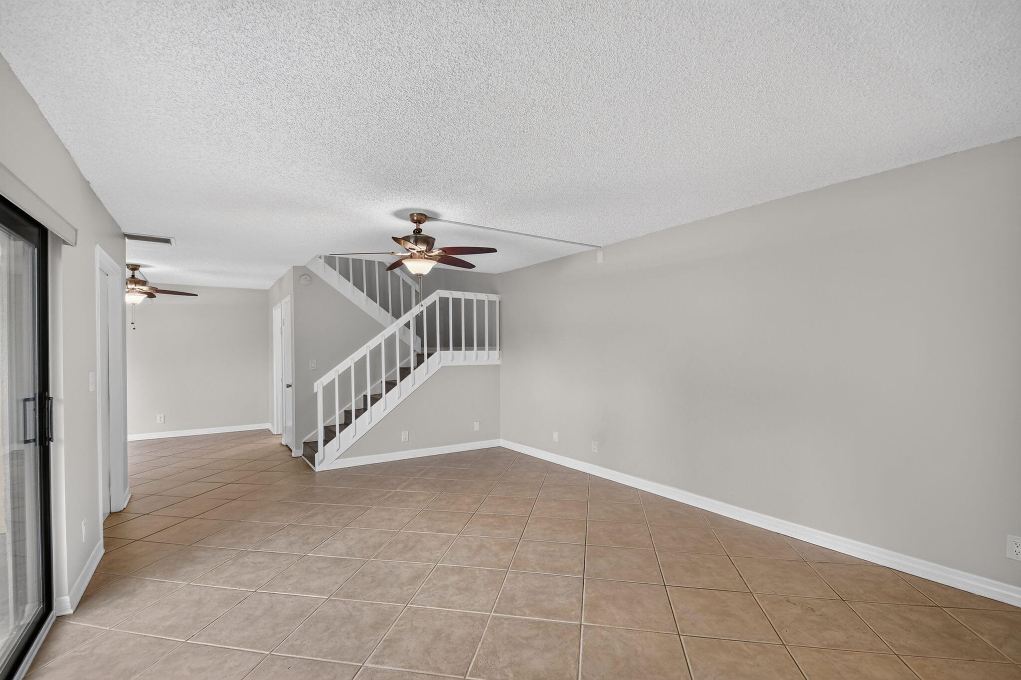 744 SPRINGDALE, Palm Springs FL 33461