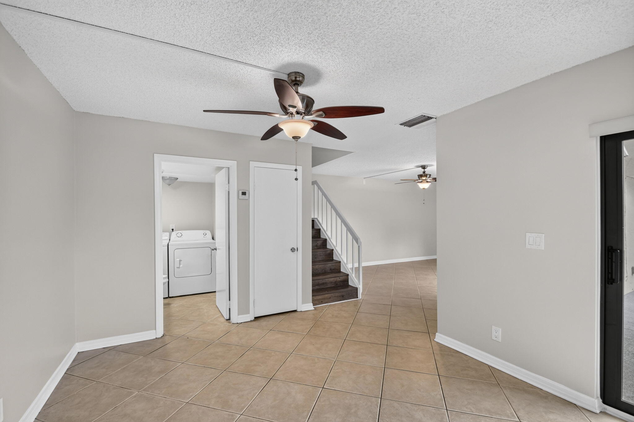 744 SPRINGDALE, Palm Springs FL 33461