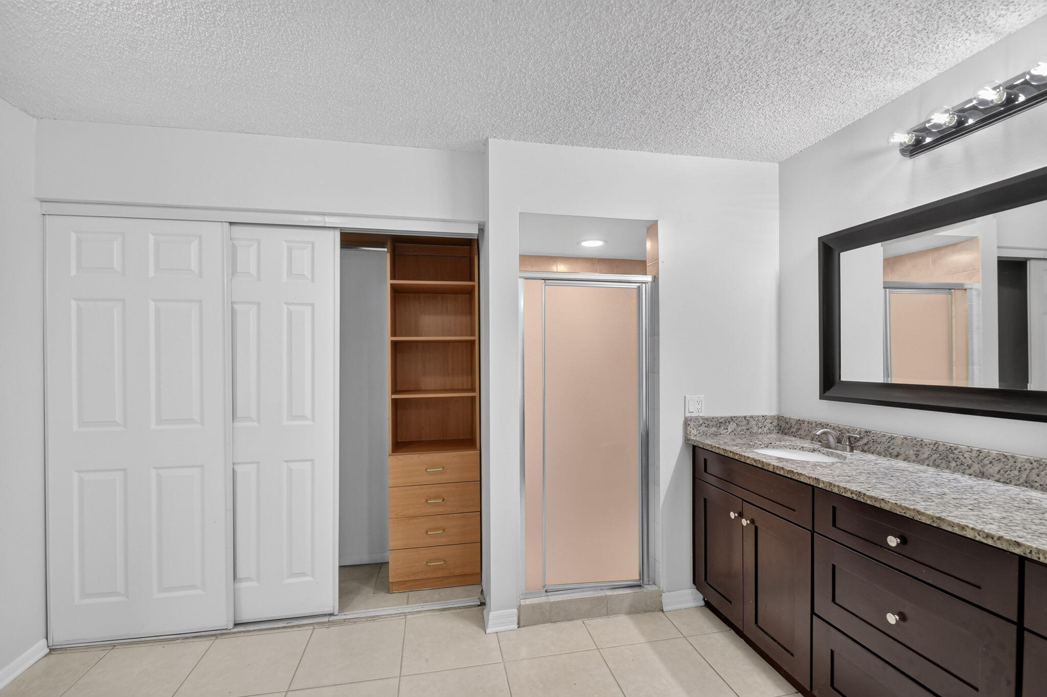 744 SPRINGDALE, Palm Springs FL 33461