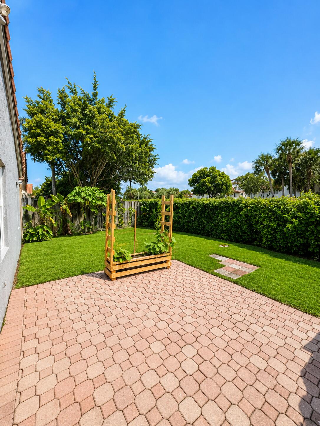 332 NW 107TH, Pembroke Pines FL 33026