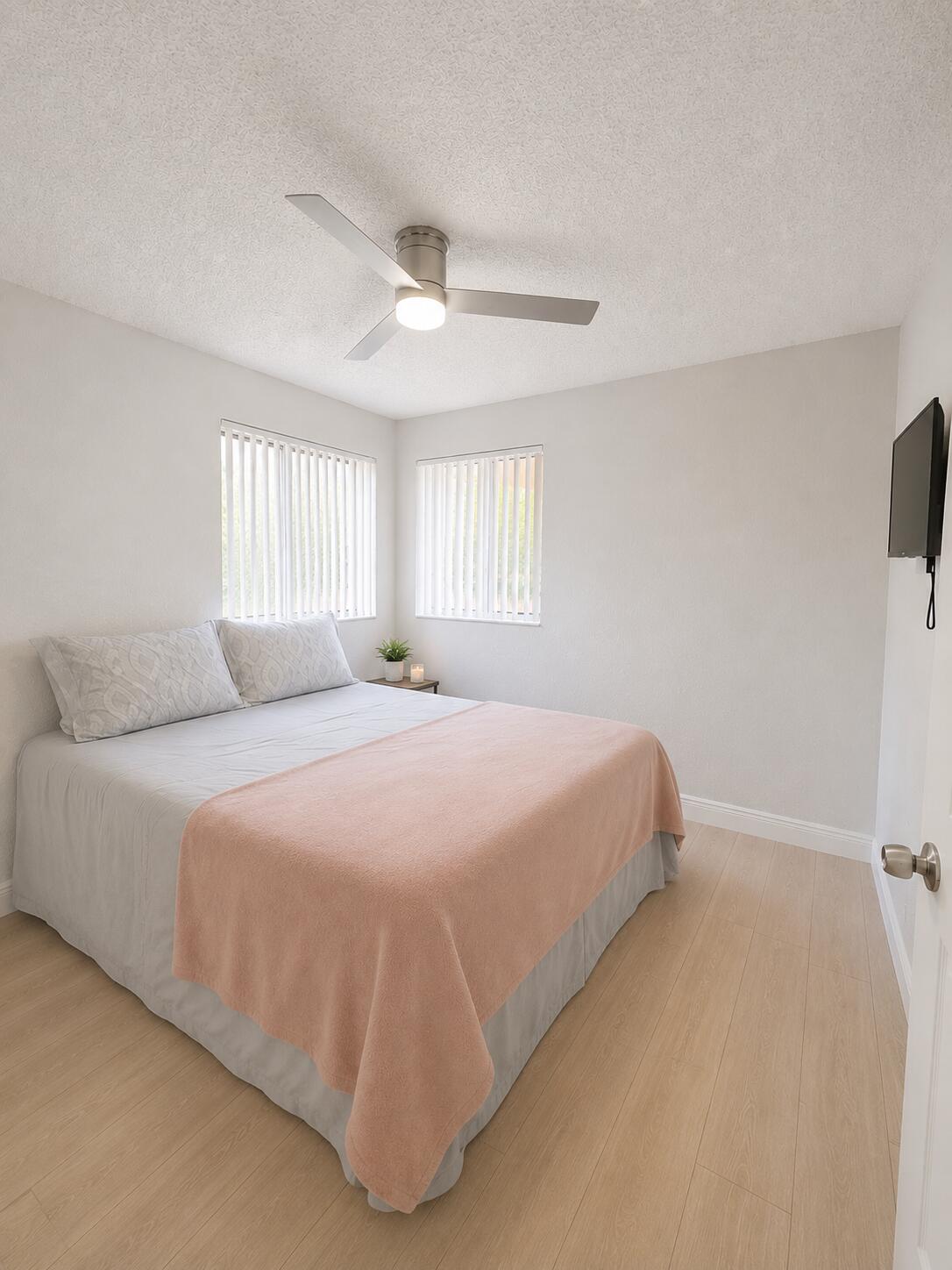 332 NW 107TH, Pembroke Pines FL 33026