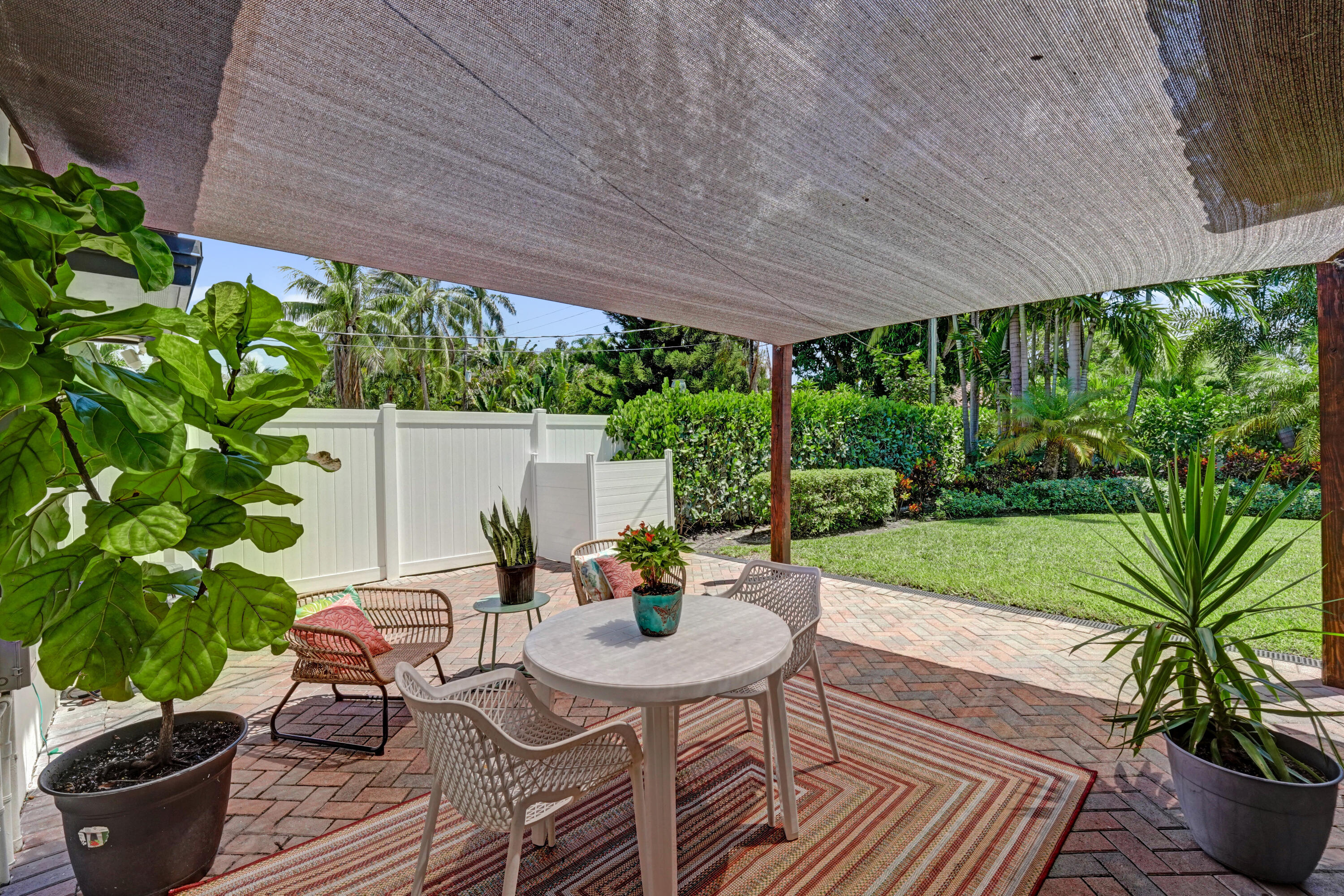 1424 NE 16TH, Fort Lauderdale FL 33304