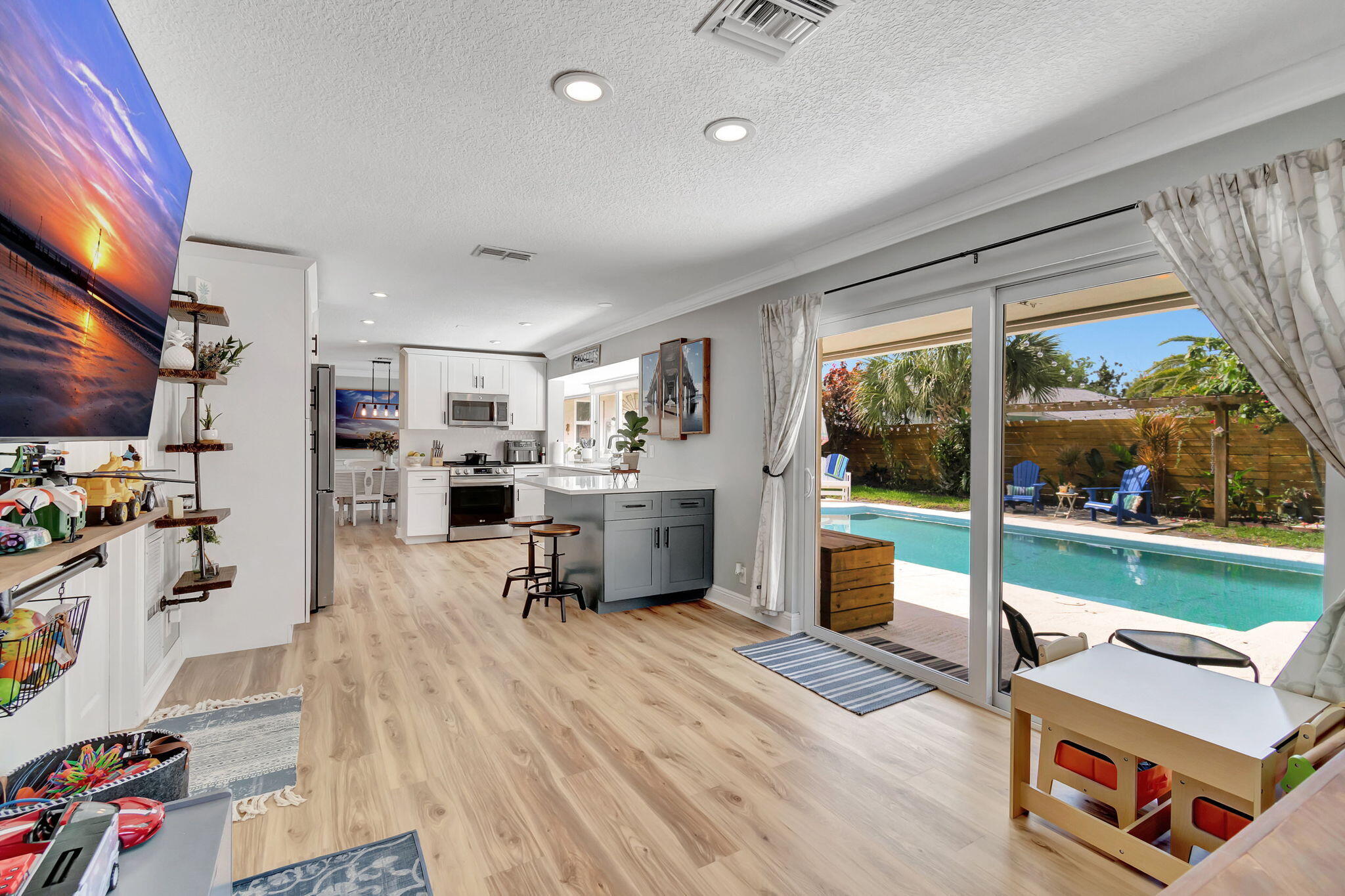 1066 SW 25TH, Boynton Beach FL 33426