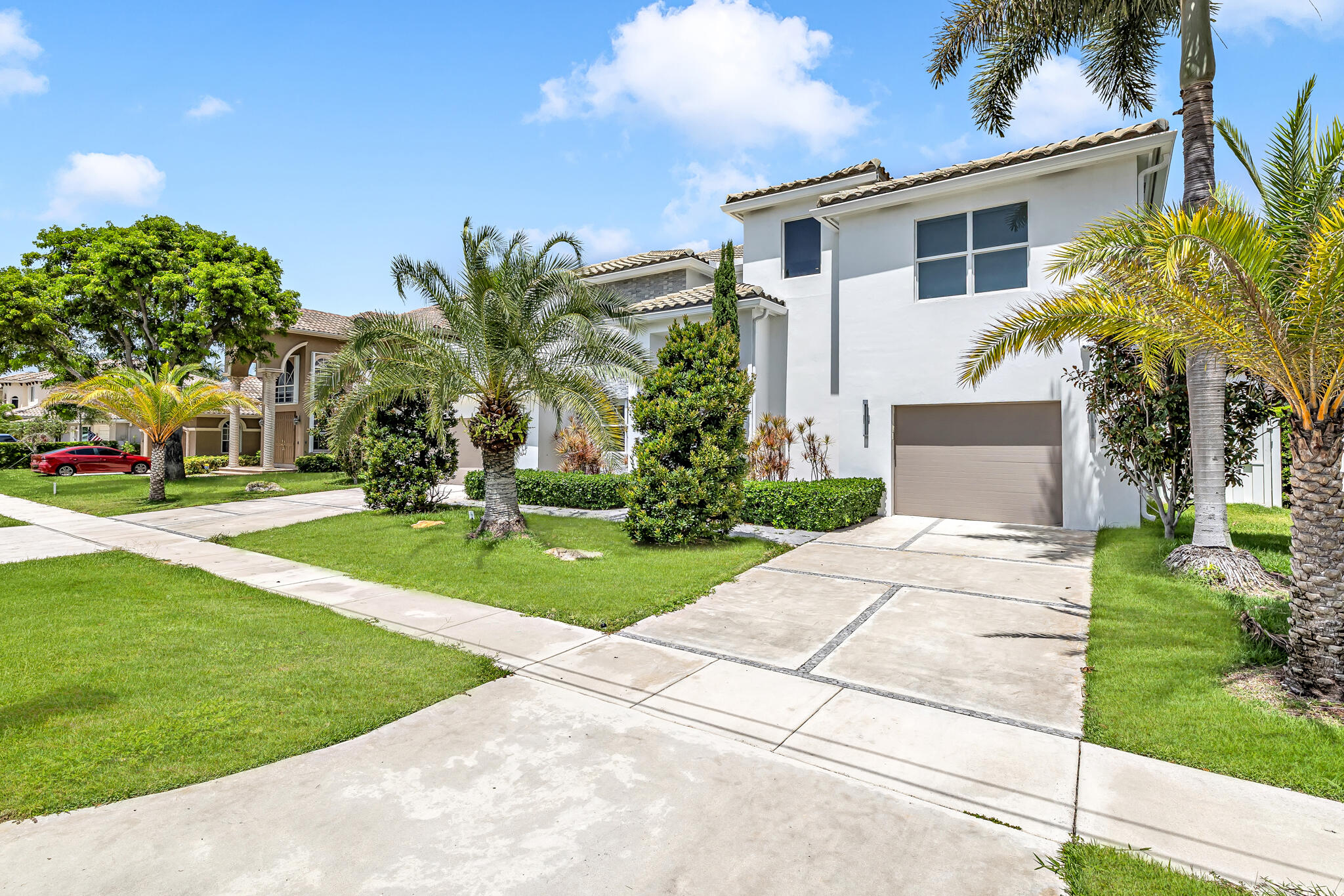 4921 NE 28TH, Lighthouse Point FL 33064