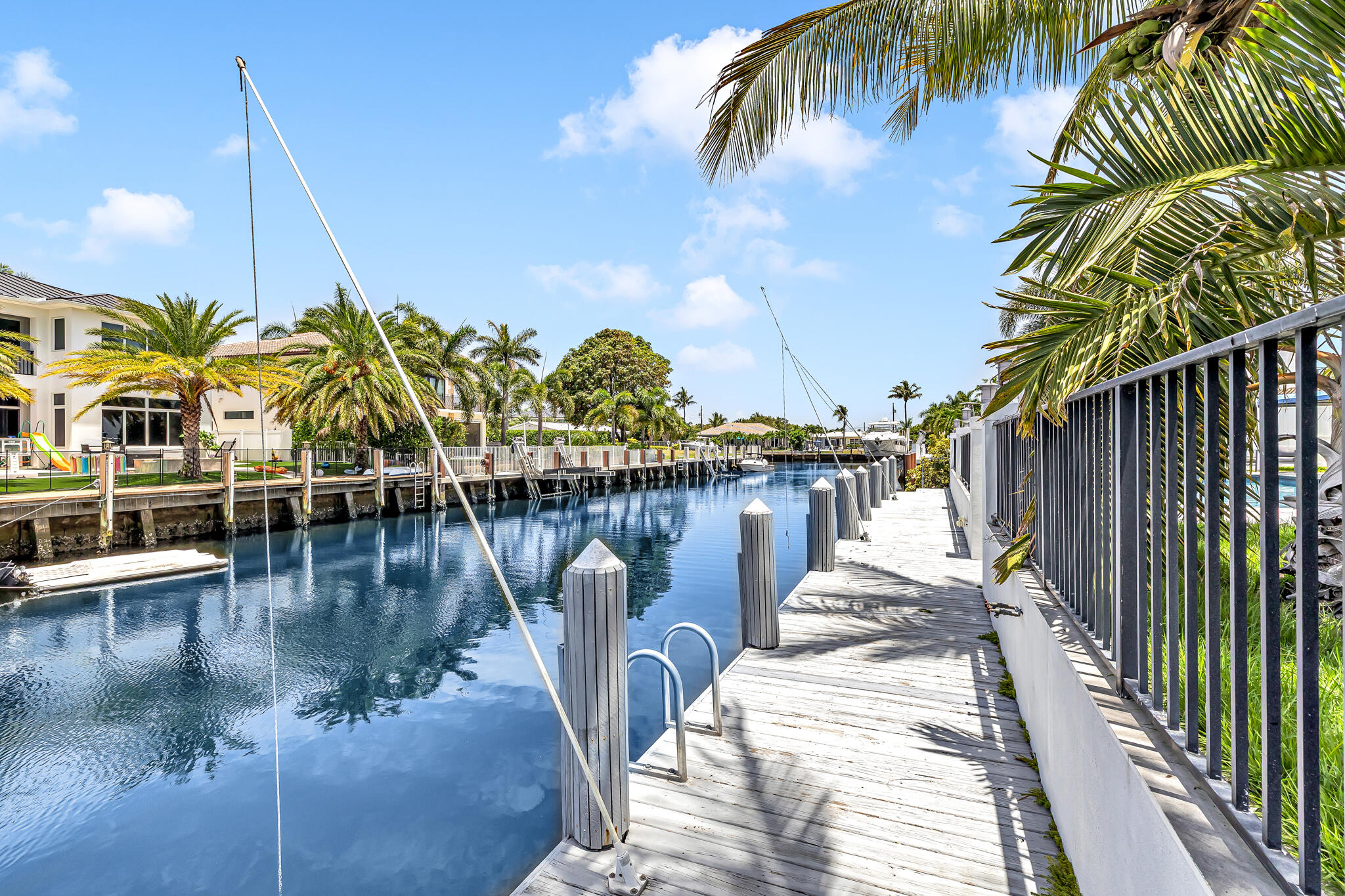 4921 NE 28TH, Lighthouse Point FL 33064