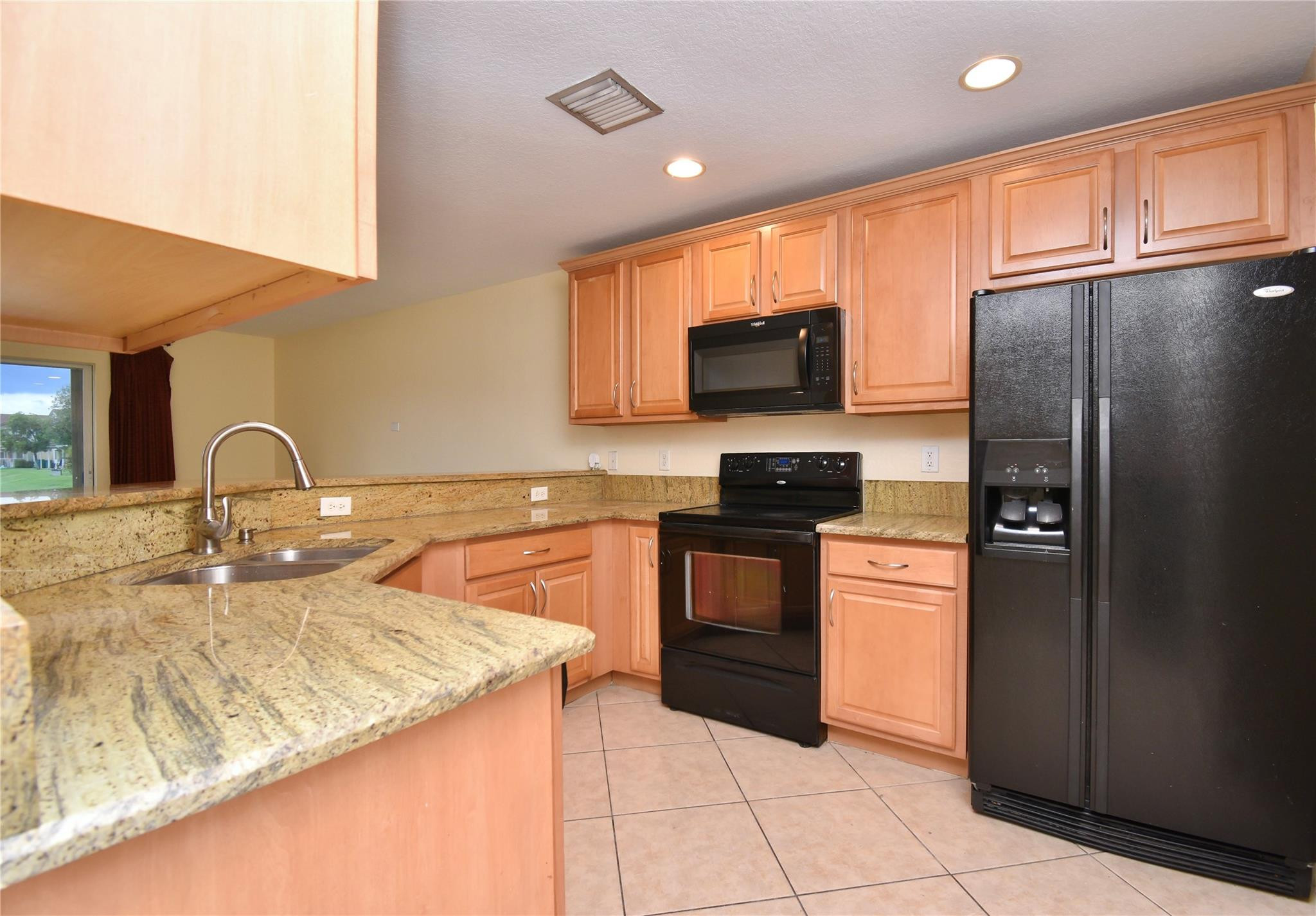 8982 Chambers, Tamarac FL 33321