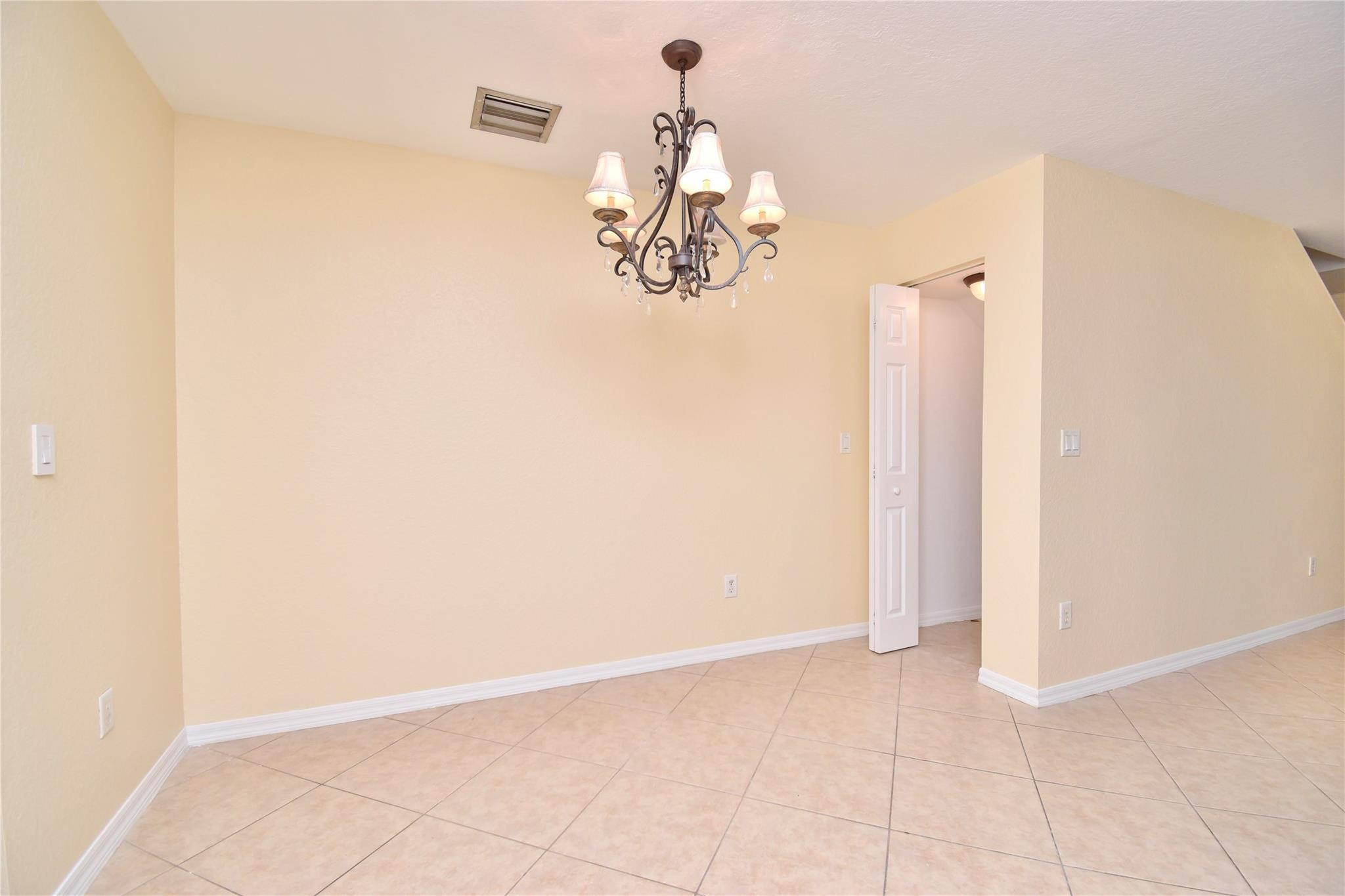 8982 Chambers, Tamarac FL 33321