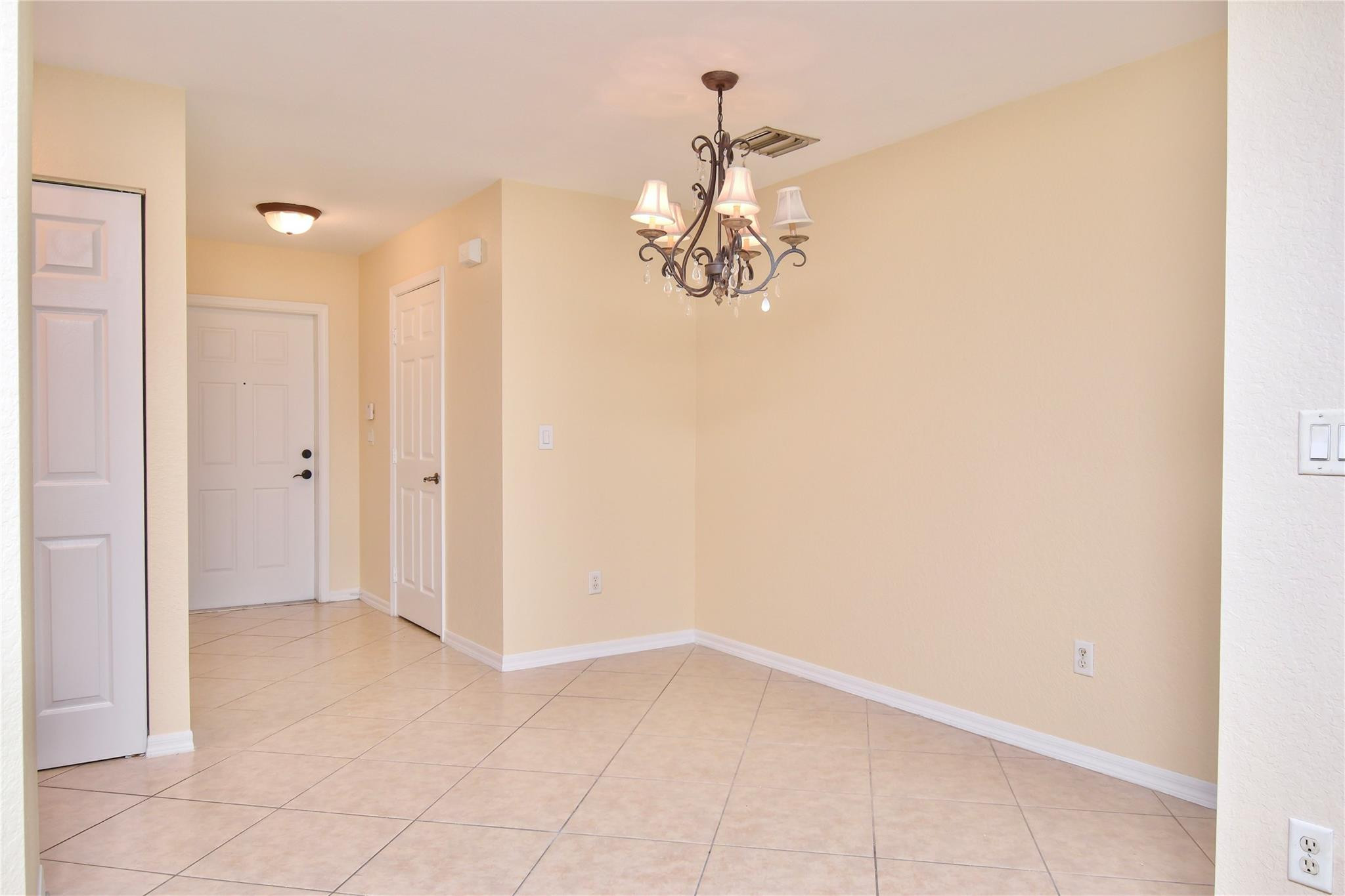8982 Chambers, Tamarac FL 33321