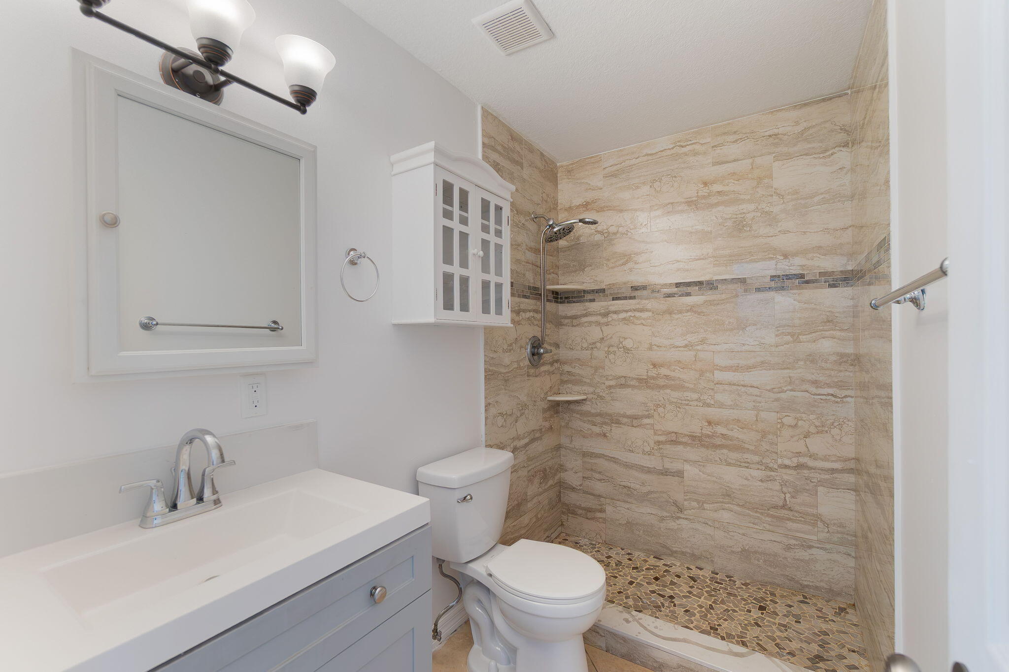 2831 N SEACREST, Boynton Beach FL 33435