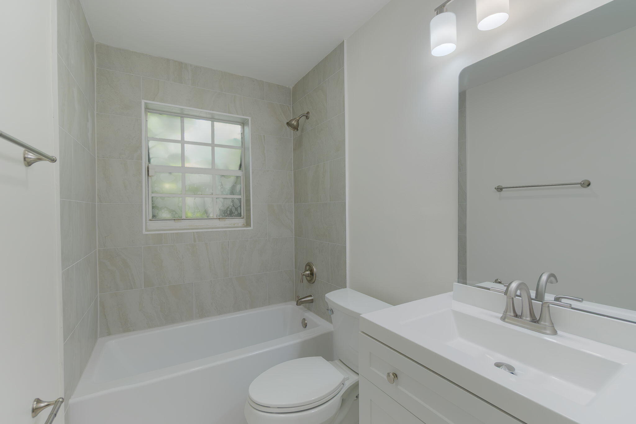2831 N SEACREST, Boynton Beach FL 33435