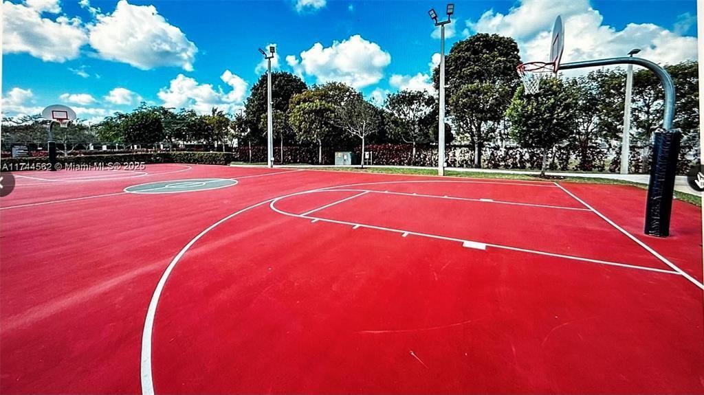 10473 NW 82nd #9, Doral FL 33178