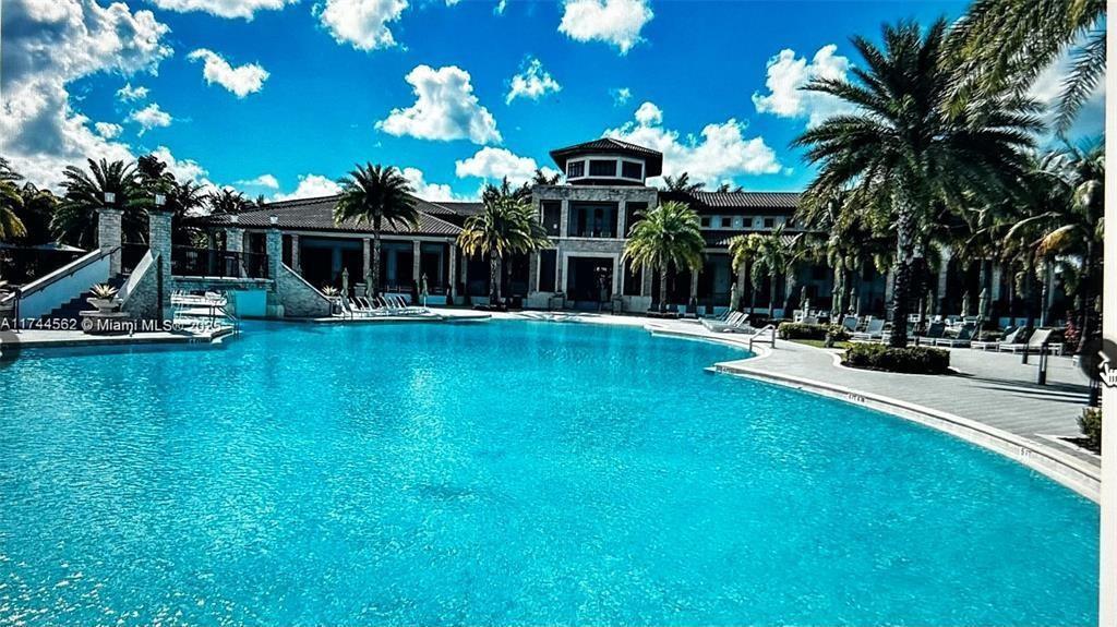 10473 NW 82nd #9, Doral FL 33178