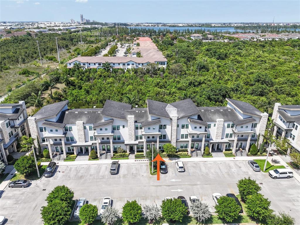 10473 NW 82nd #9, Doral FL 33178